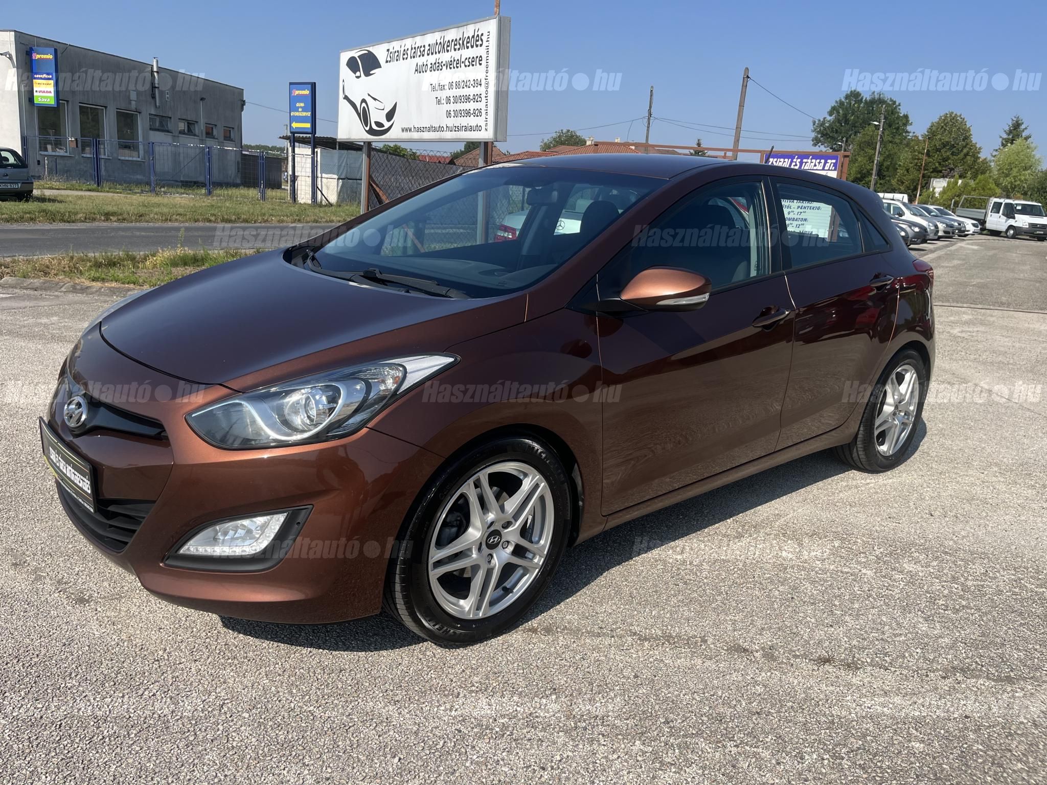 HYUNDAI I30 2012/10 - 1