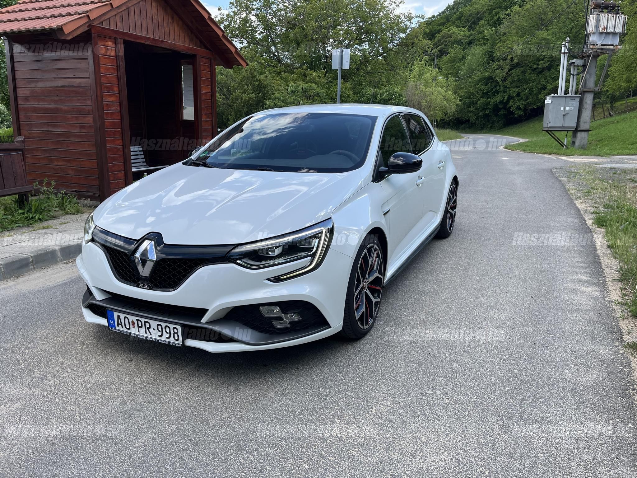 RENAULT MEGANE 2019/8 - 1