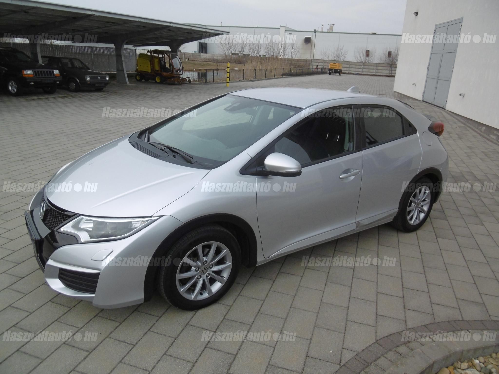 HONDA CIVIC 2016/5 - 1