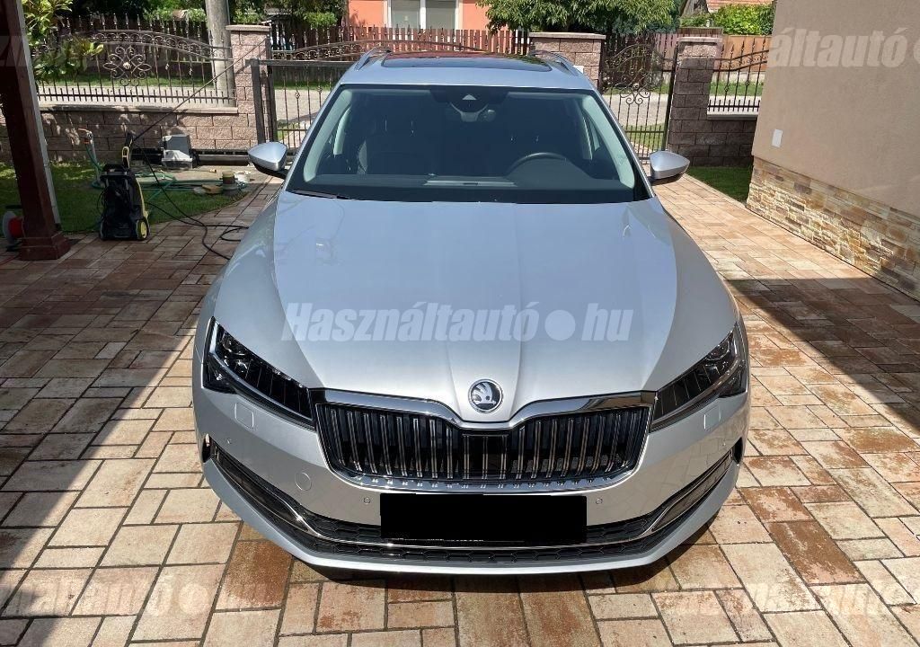 SKODA SUPERB 2022 - 1