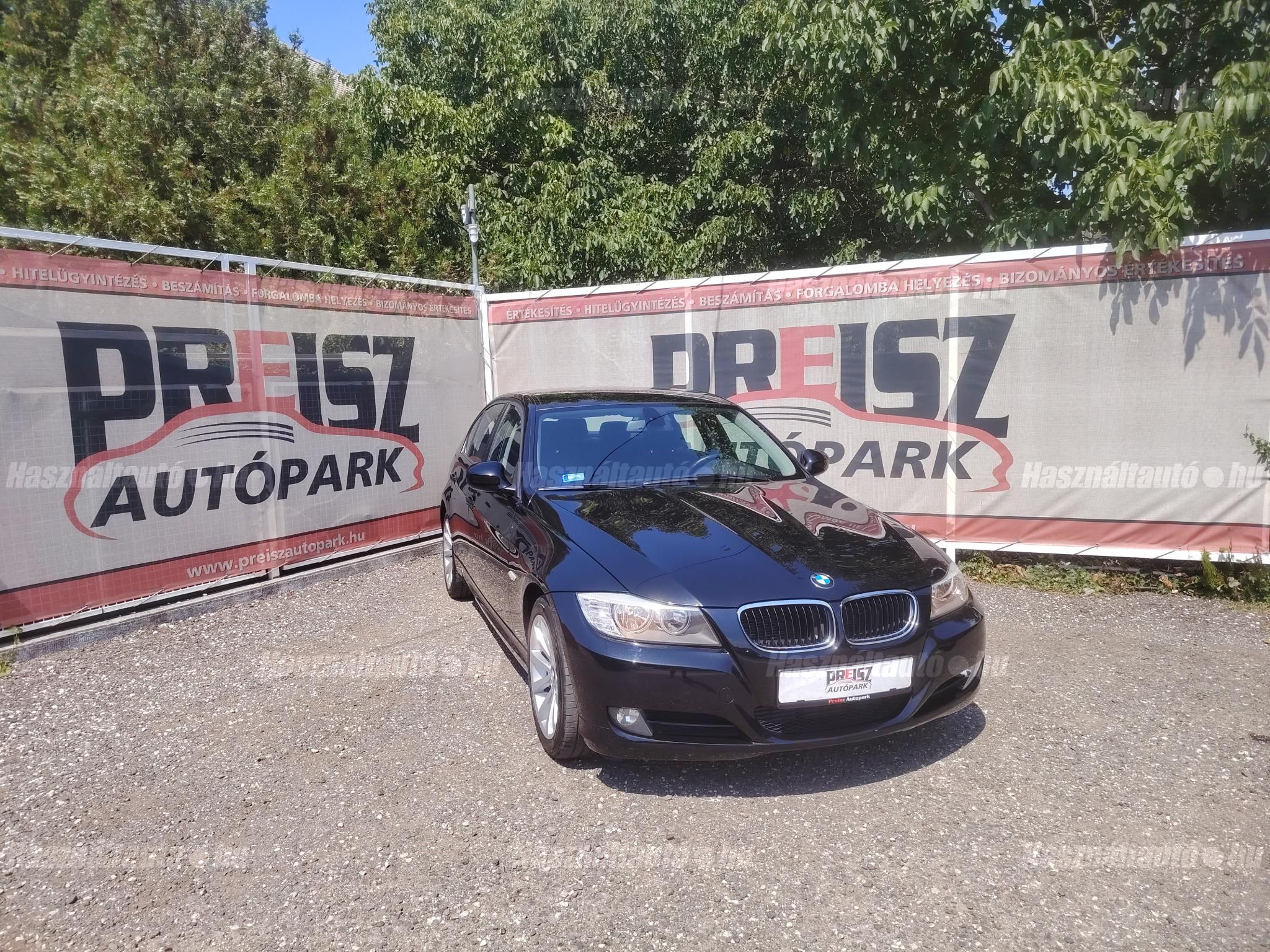 BMW 318 2010/5 - 1