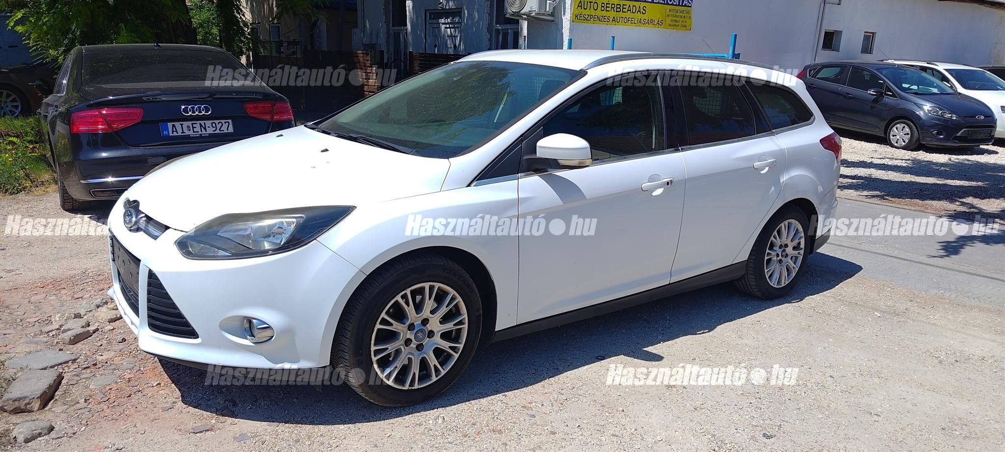 FORD FOCUS 2014/7 - 1