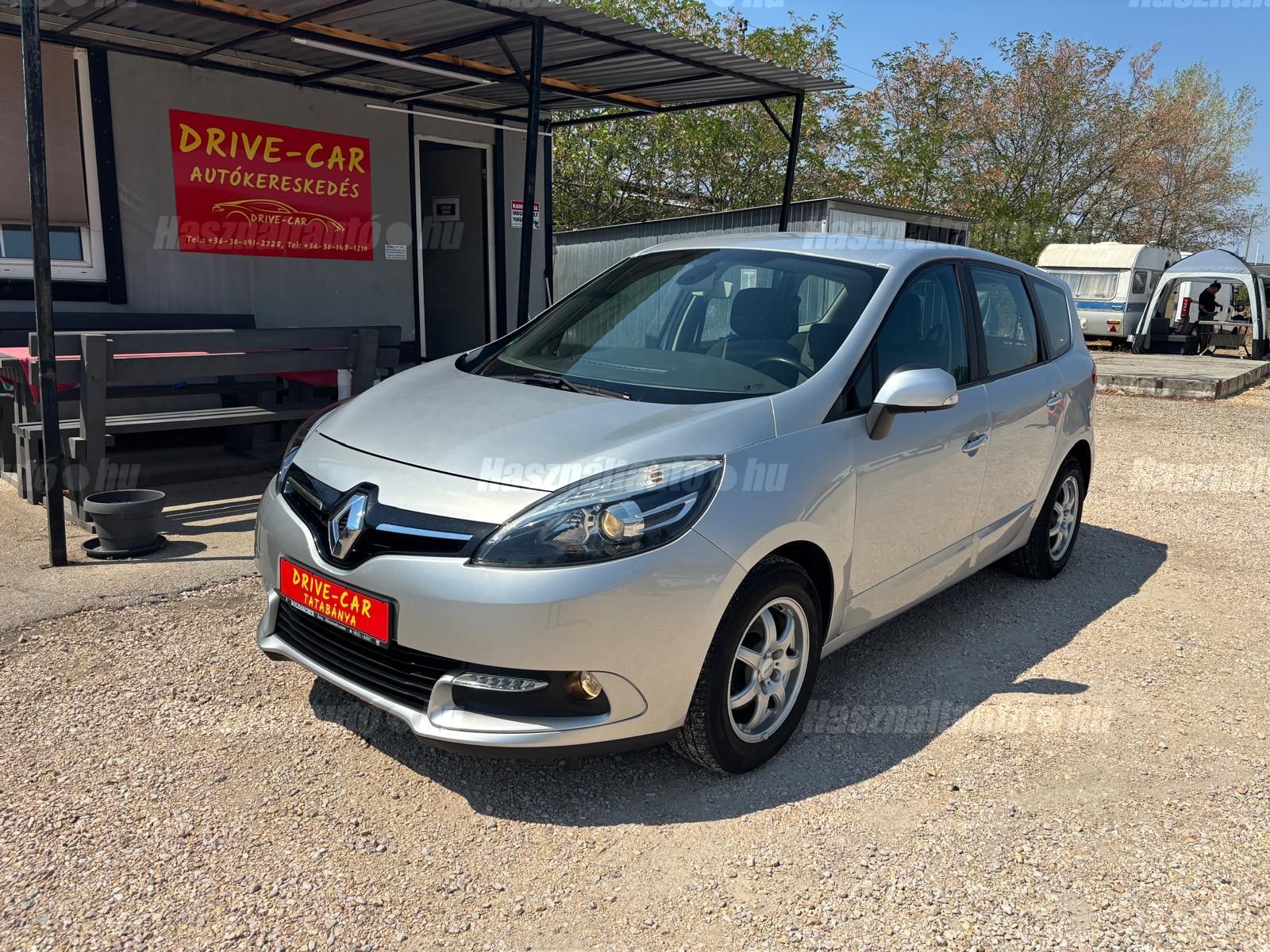 RENAULT GRAND SCENIC 2014/7 - 1