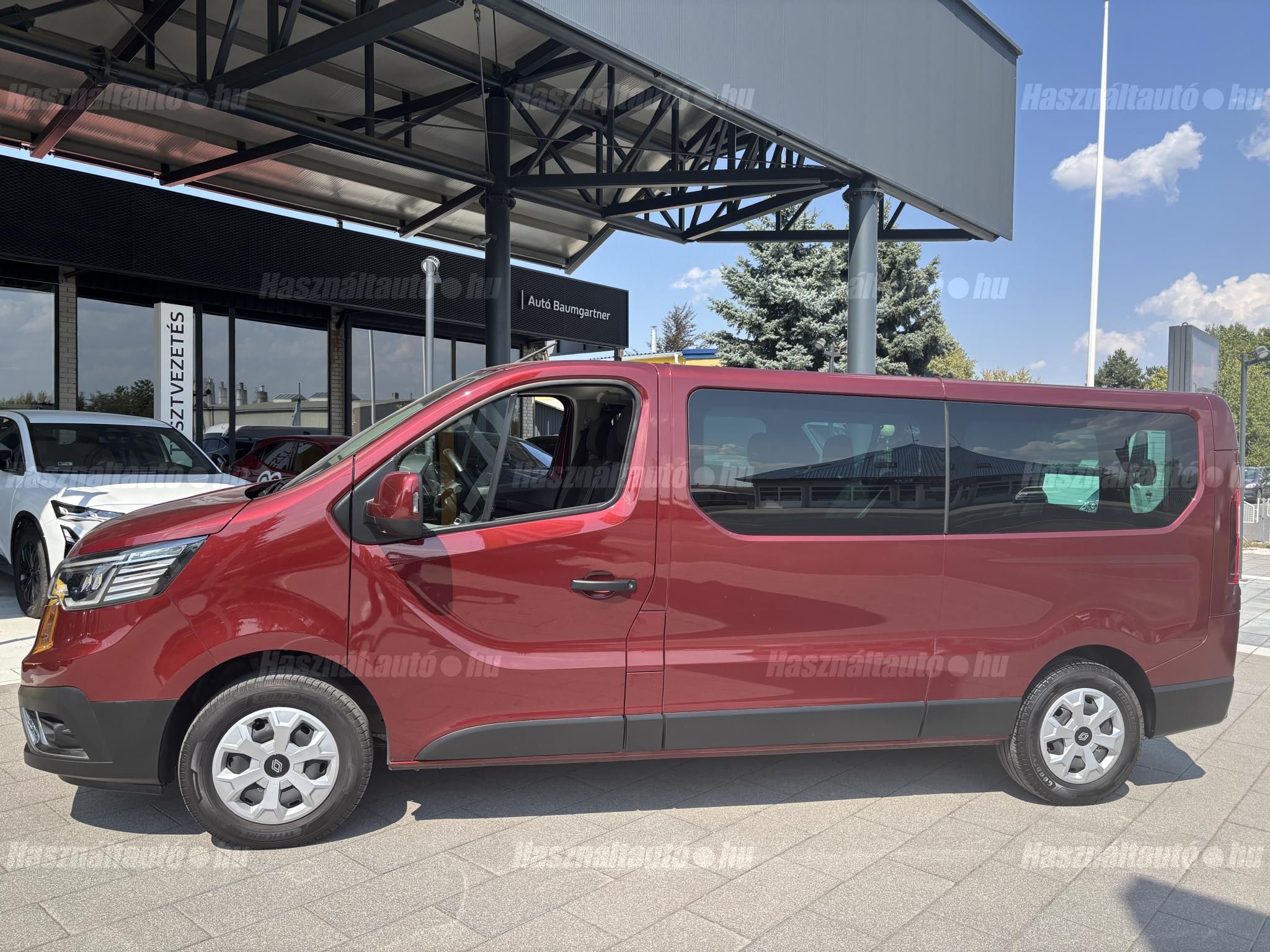 RENAULT TRAFIC 2024/12 - 1