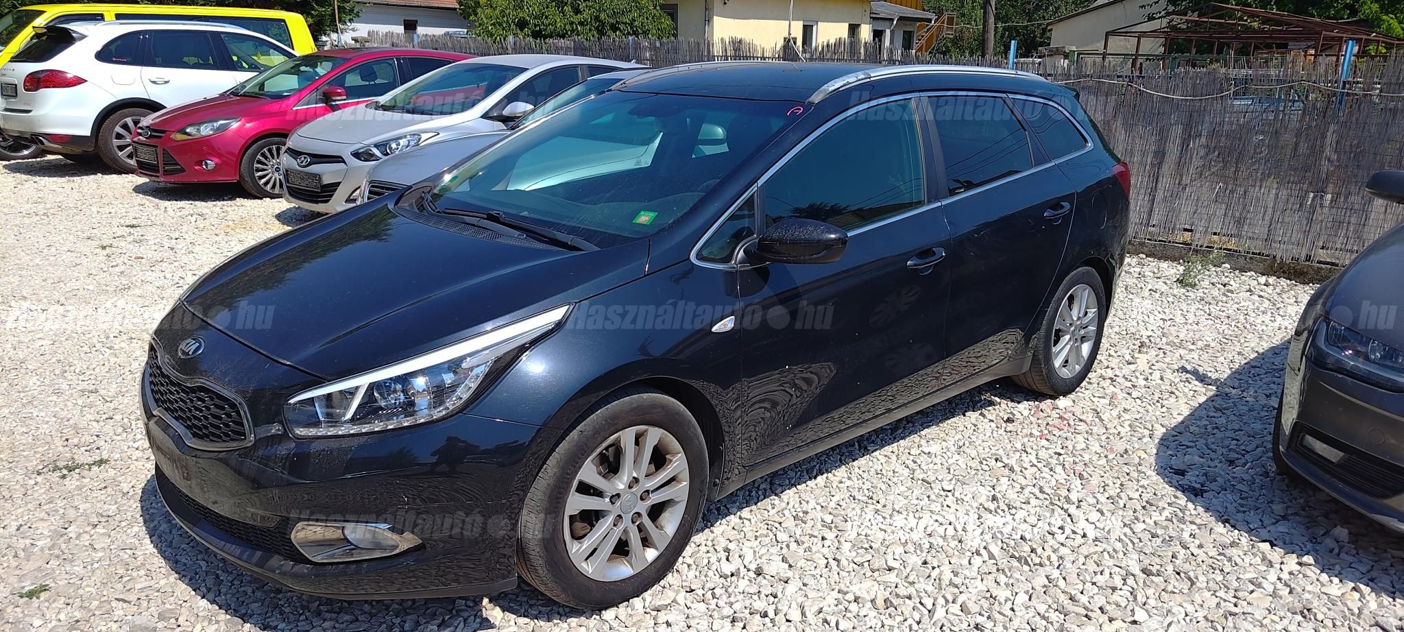 KIA CEE'D 2014/11 - 1