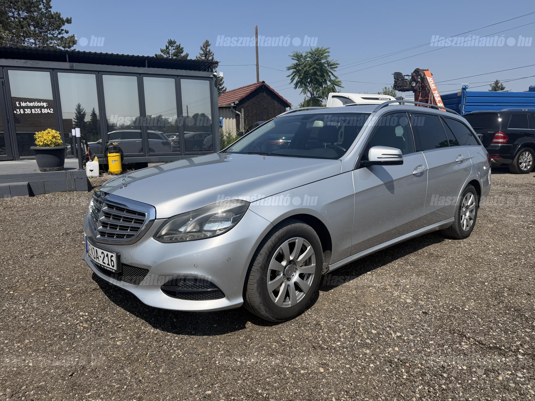 MERCEDES-BENZ E 200 2013/6 - 1