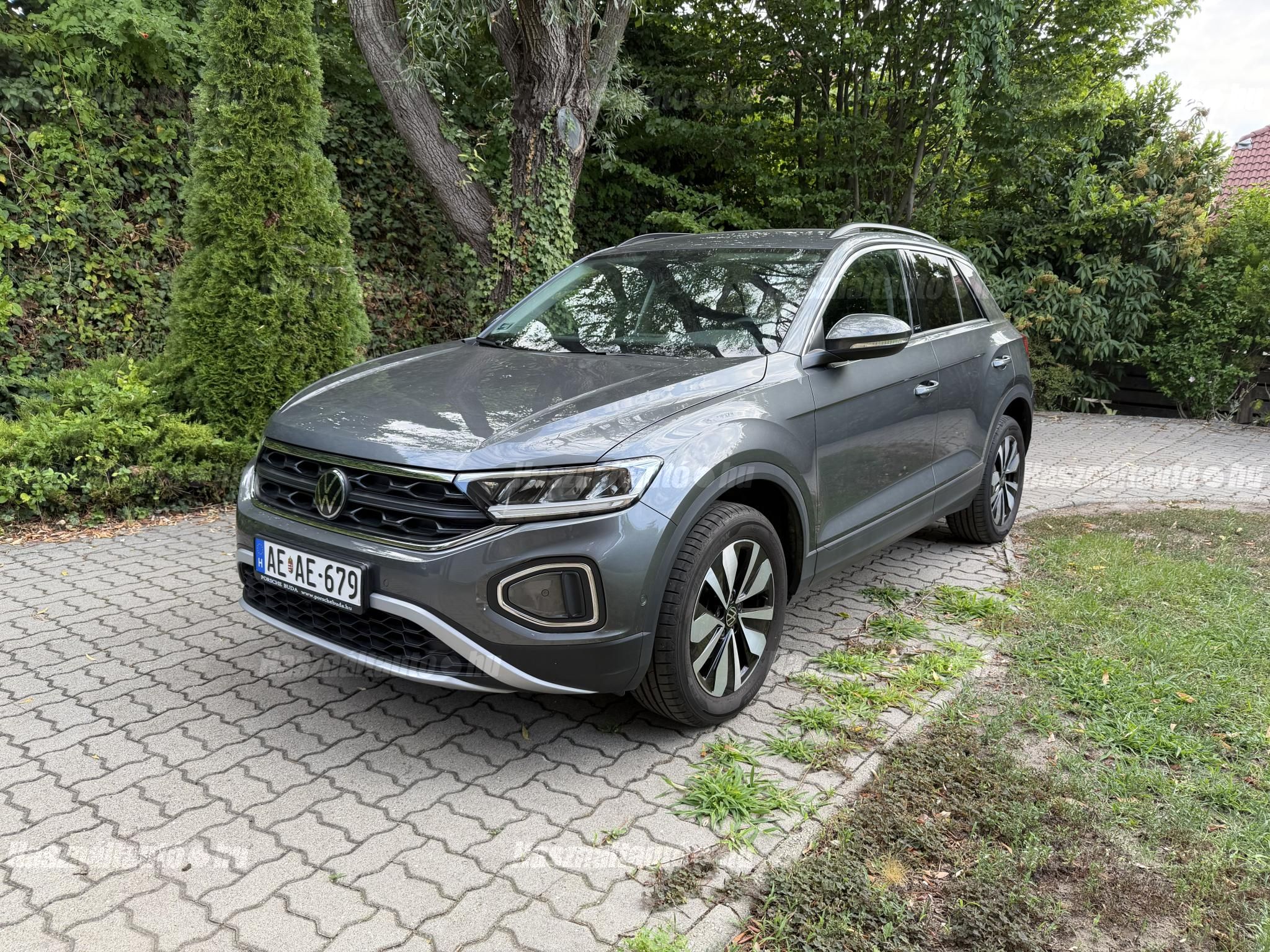 VOLKSWAGEN T-ROC 2023/5 - 1
