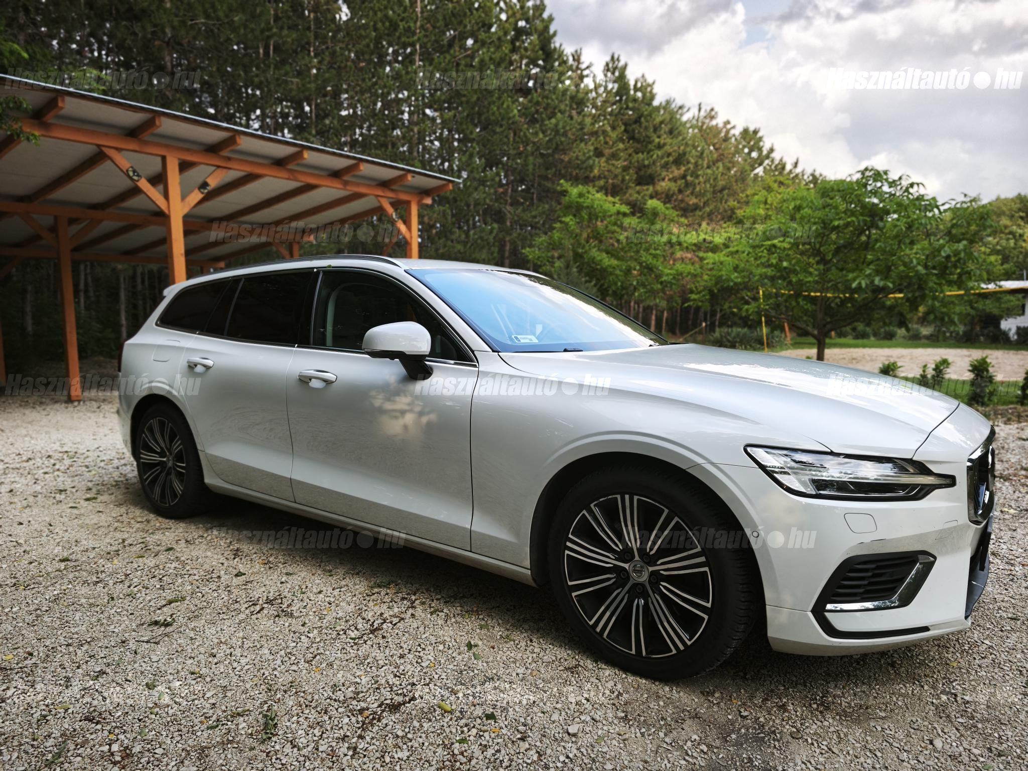 VOLVO V60 2020/11 - 1