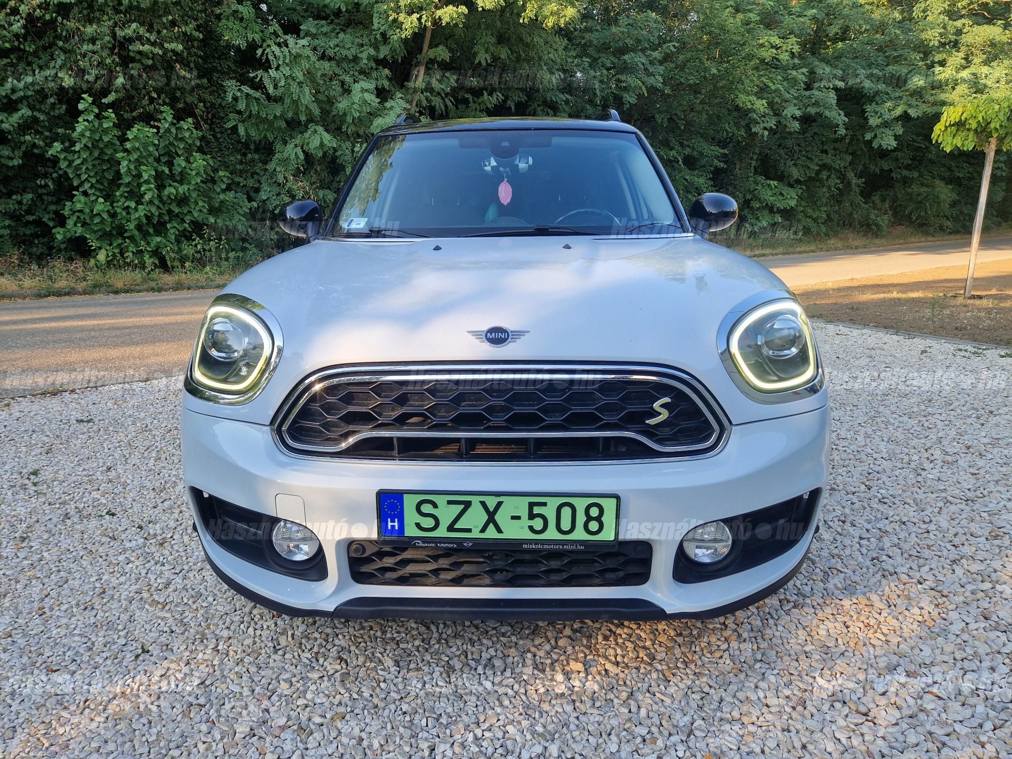 MINI COUNTRYMAN 2018/8 - 1