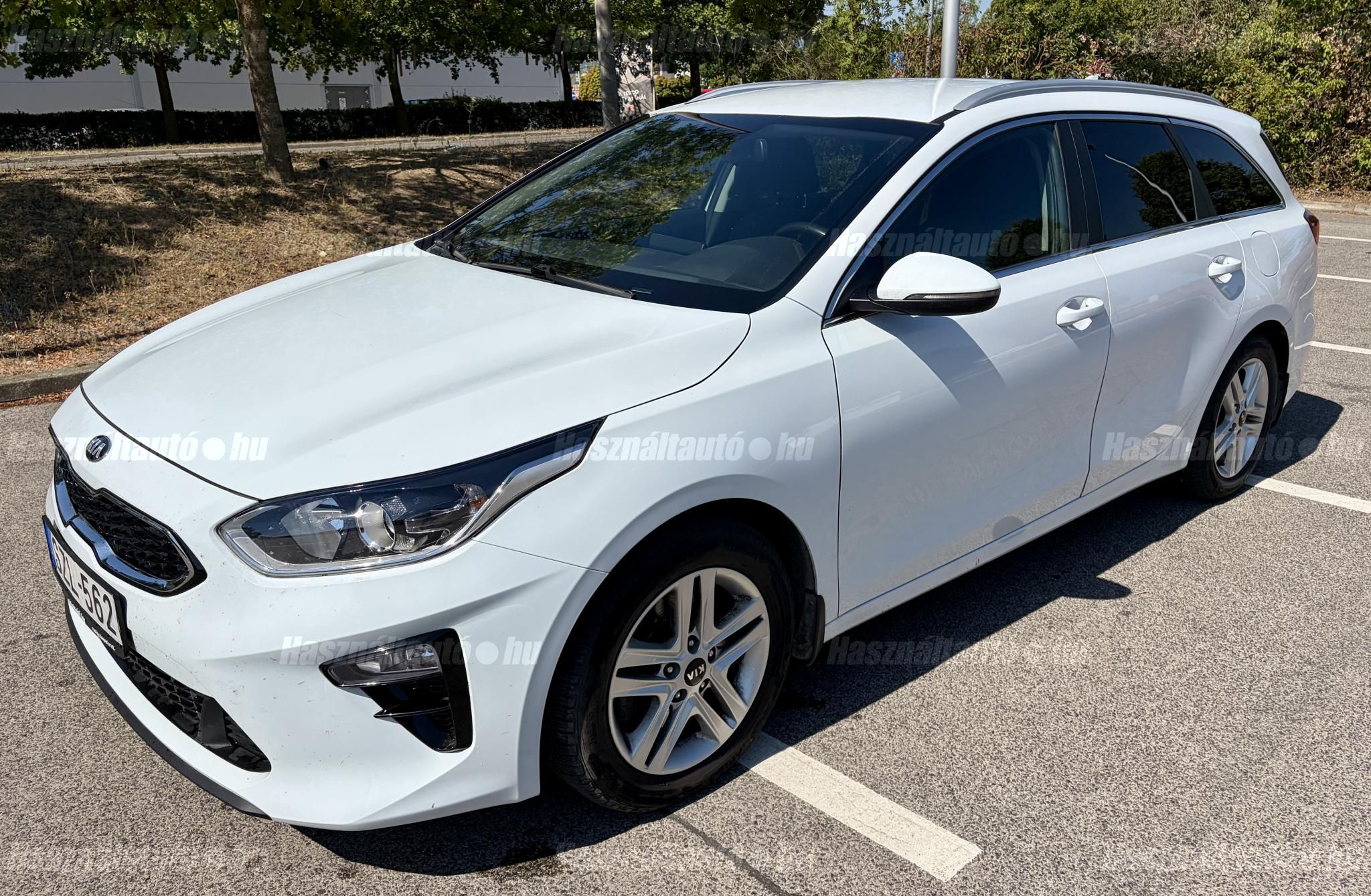 KIA CEE'D 2021/10 - 1