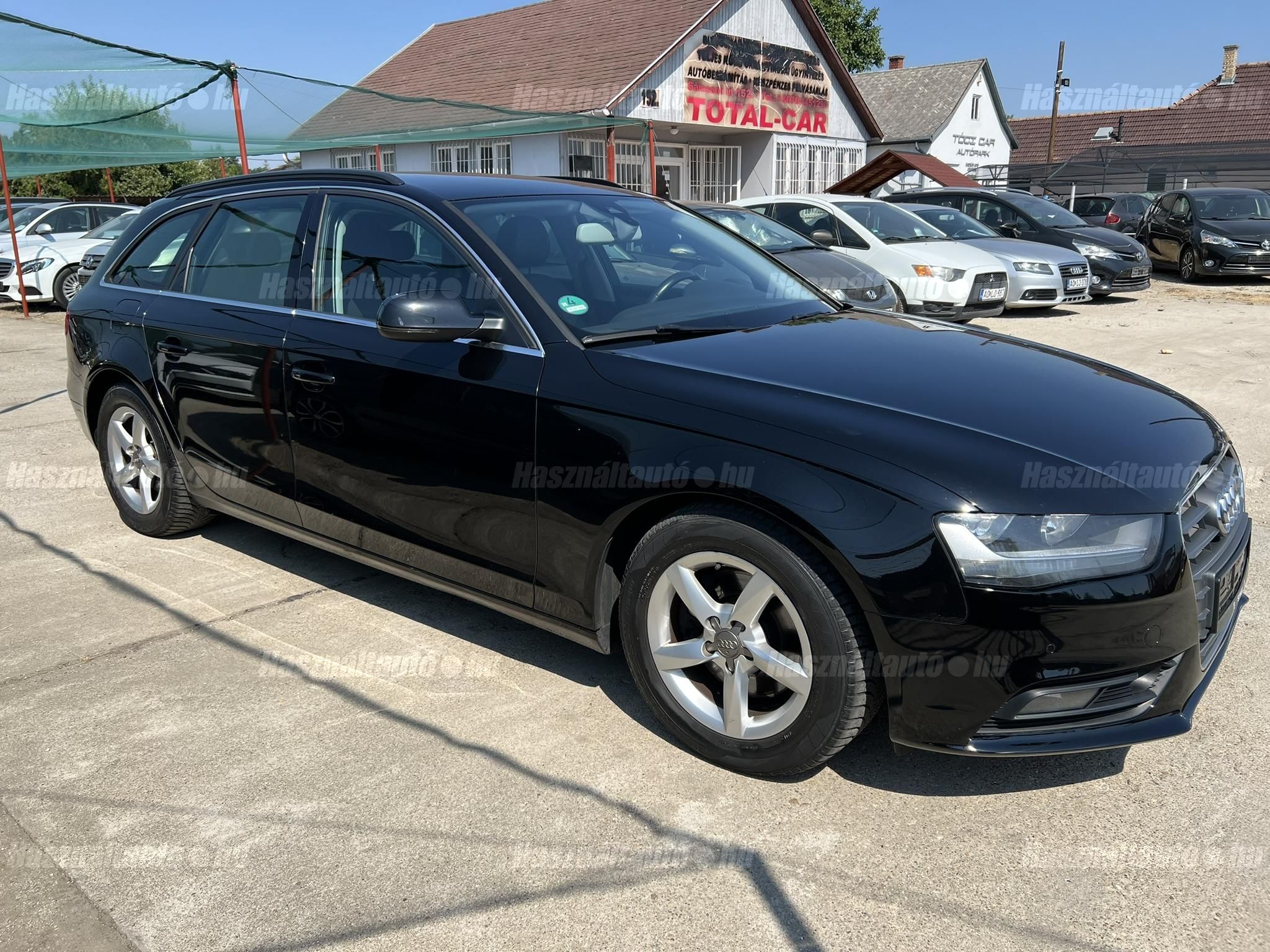 AUDI A4 2012/10 - 1