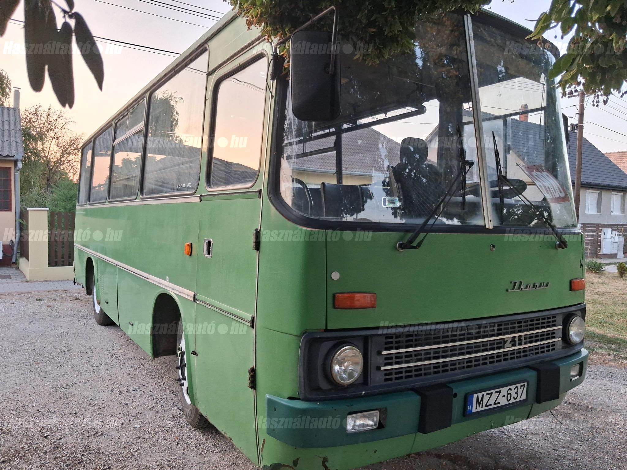 IKARUS 1990 - 1