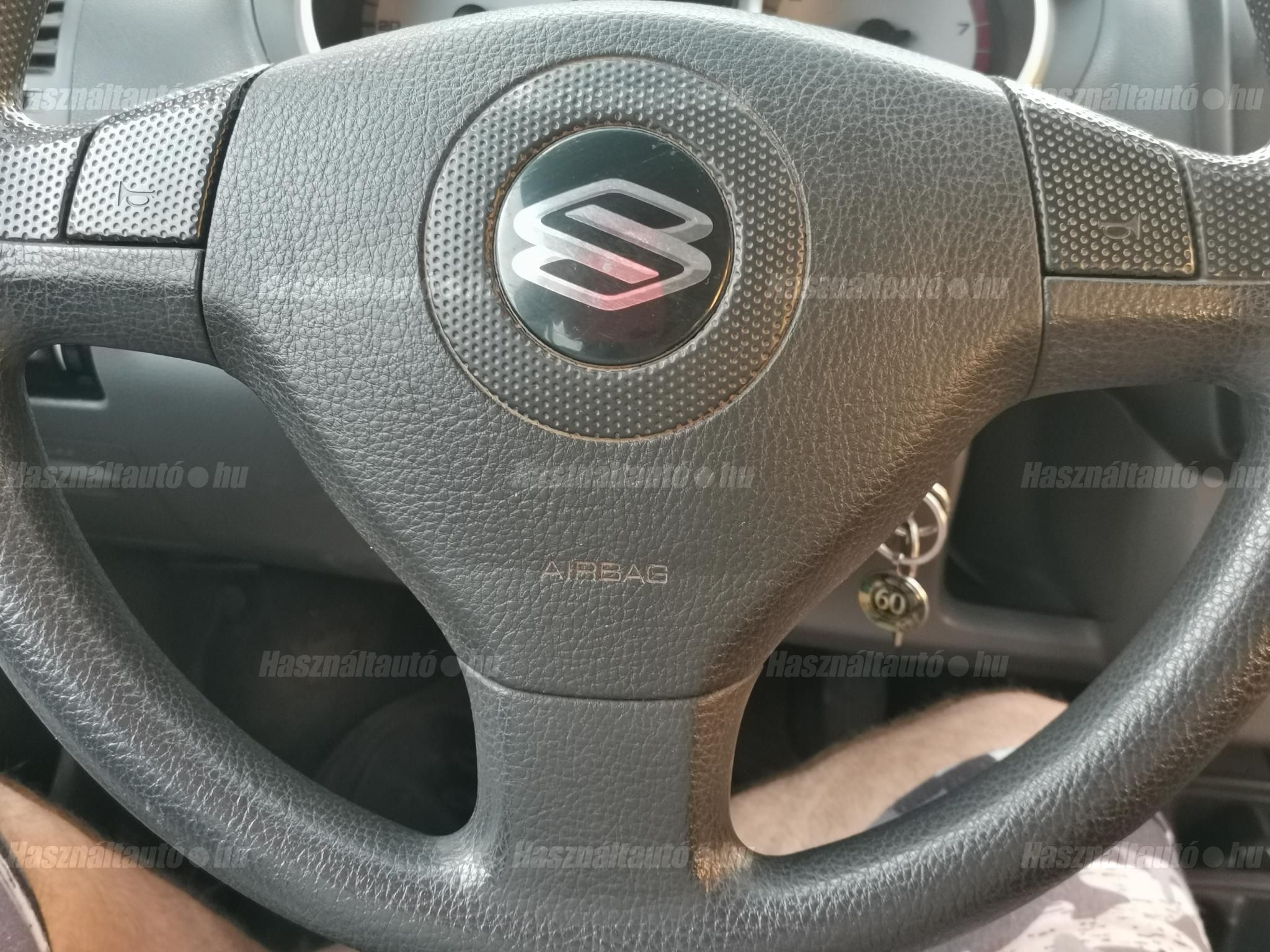 SUZUKI IGNIS 2005/12 - 1