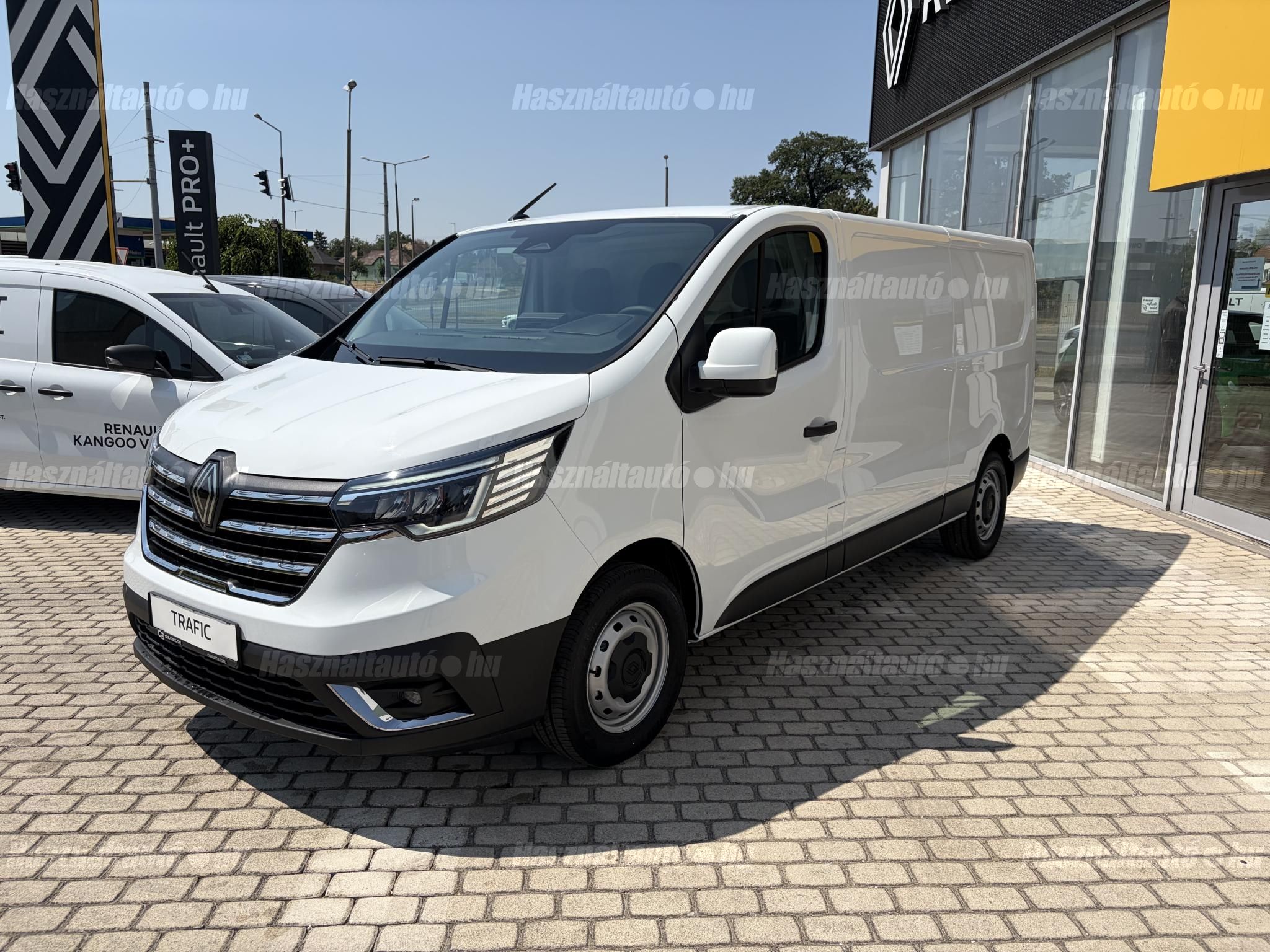 RENAULT TRAFIC 2025/9 - 1