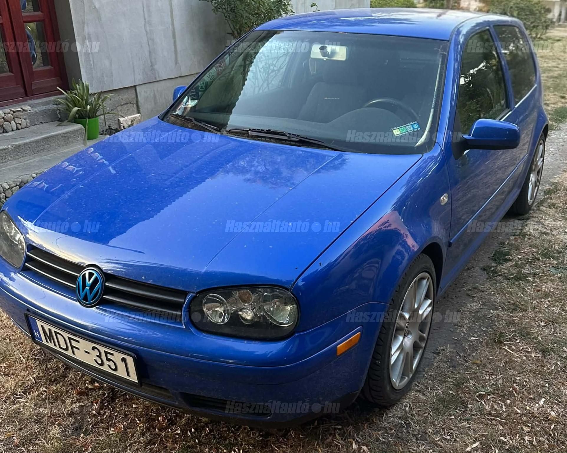 VOLKSWAGEN GOLF IV 2001 - 1