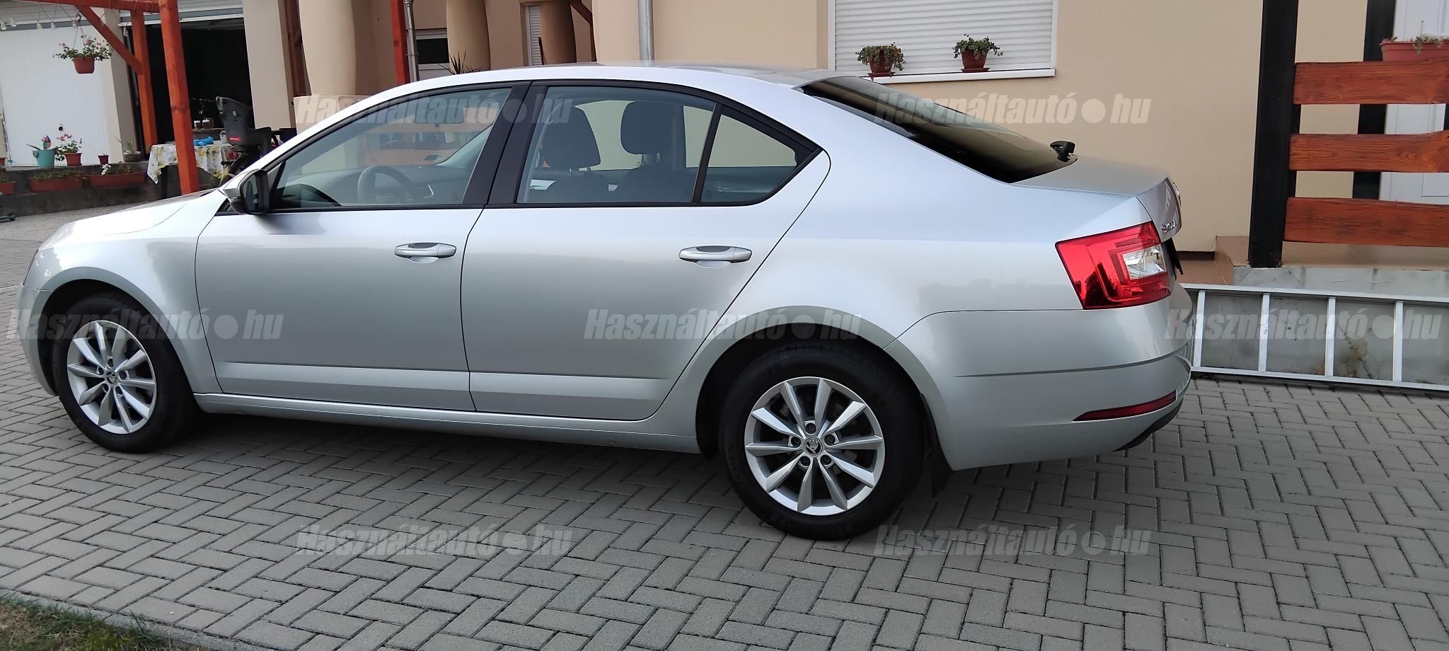 SKODA OCTAVIA 2019/5 - 1