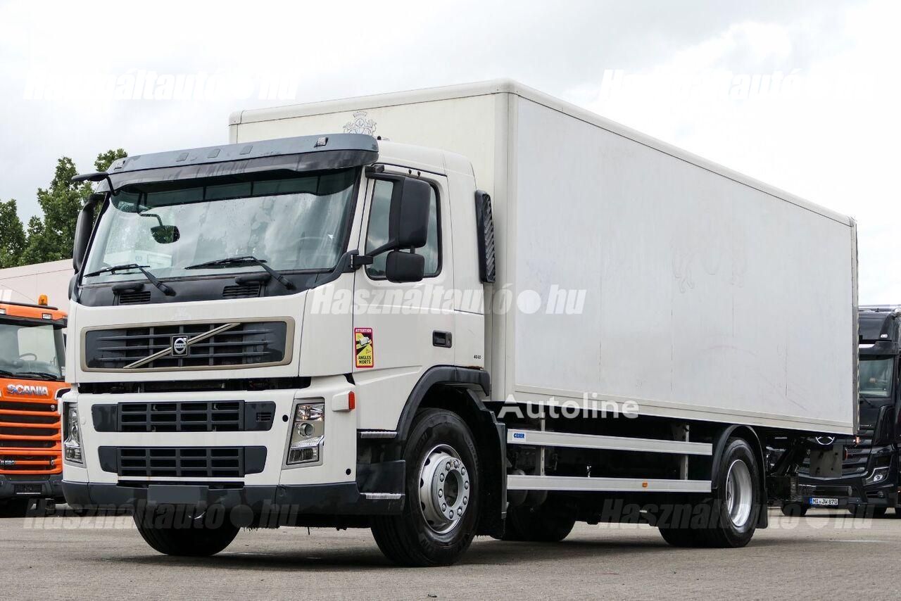 VOLVO 2004/8 - 1