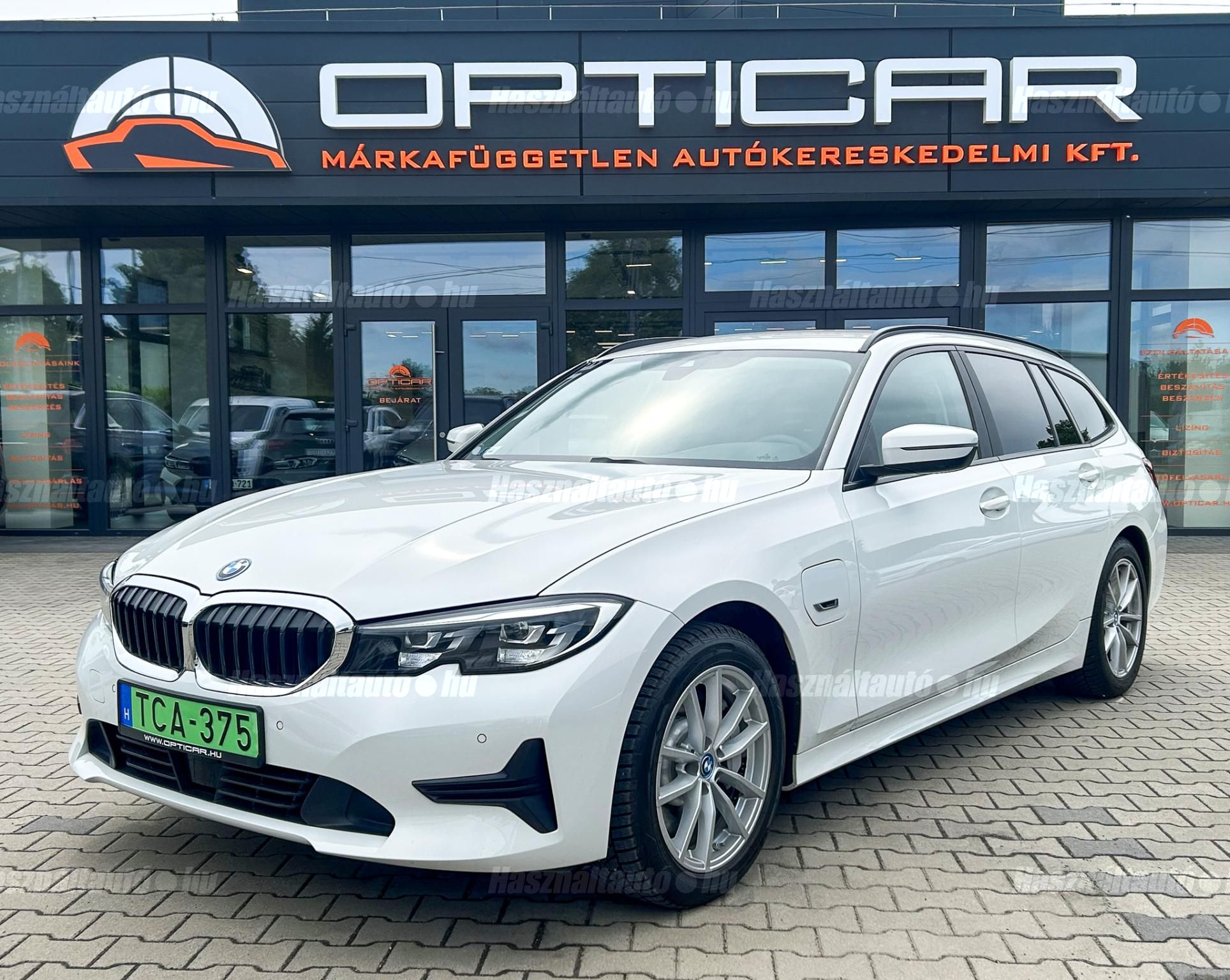 BMW 330 2022/2 - 1