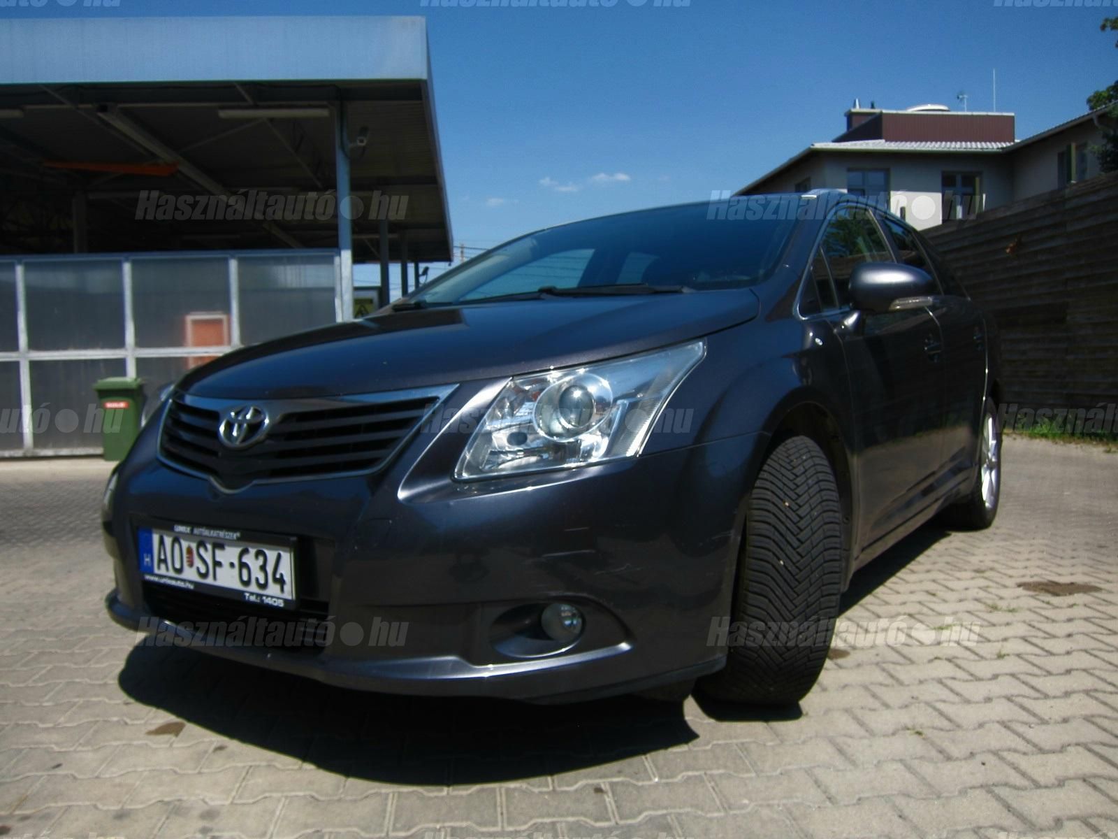 TOYOTA AVENSIS 2011/5 - 1