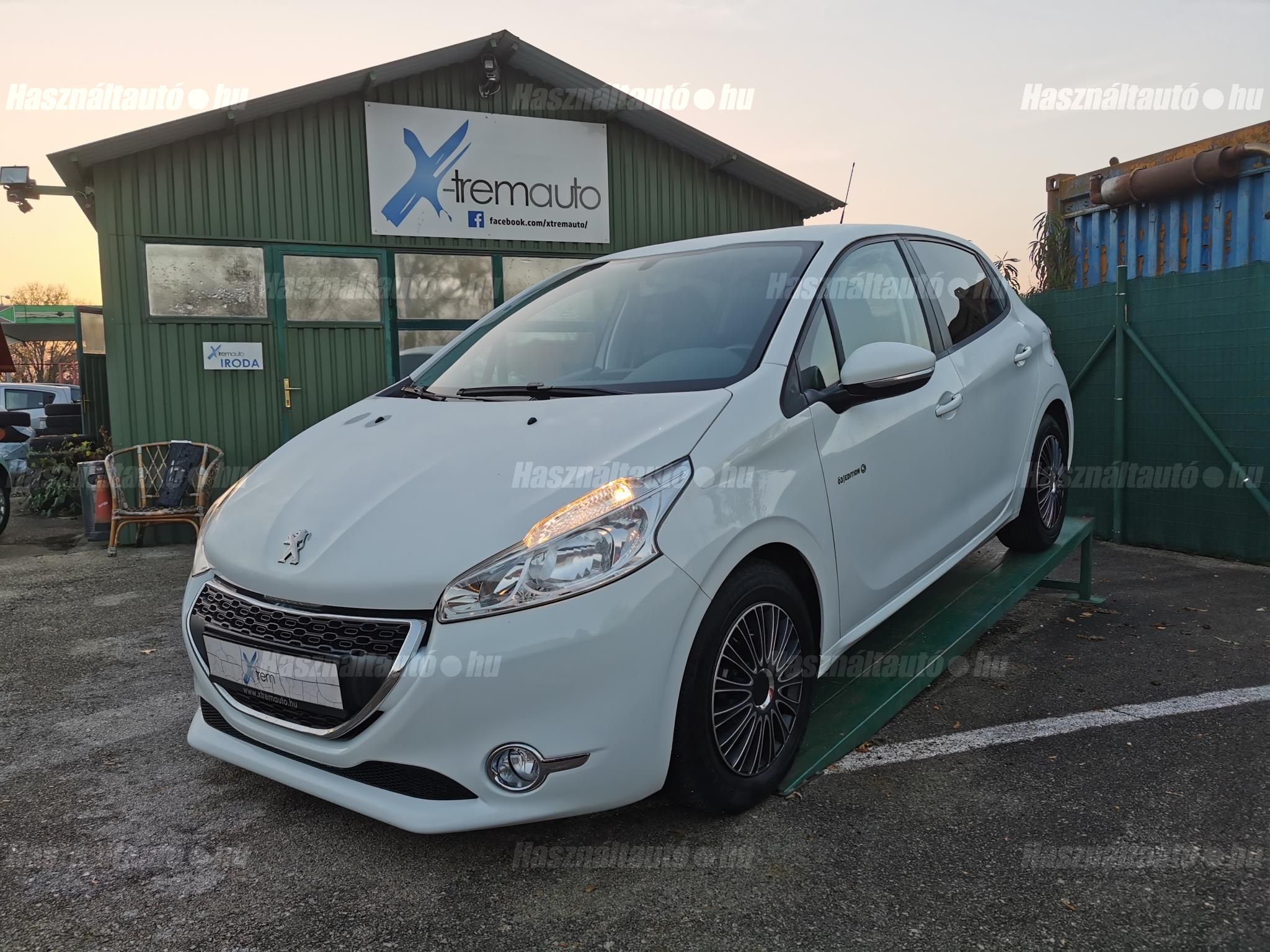 PEUGEOT 208 2014/5 - 1
