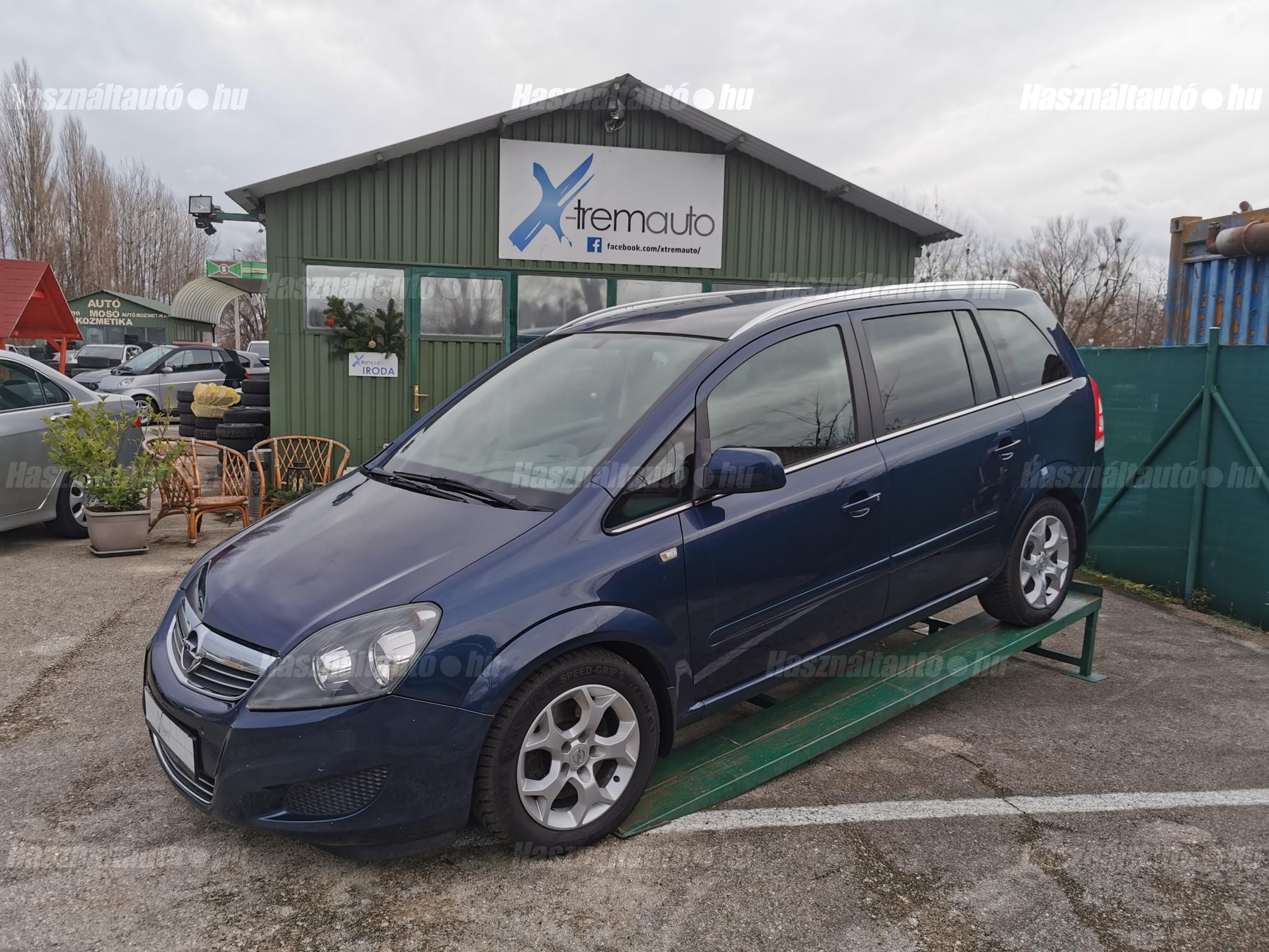 OPEL ZAFIRA B 2012/3 - 1
