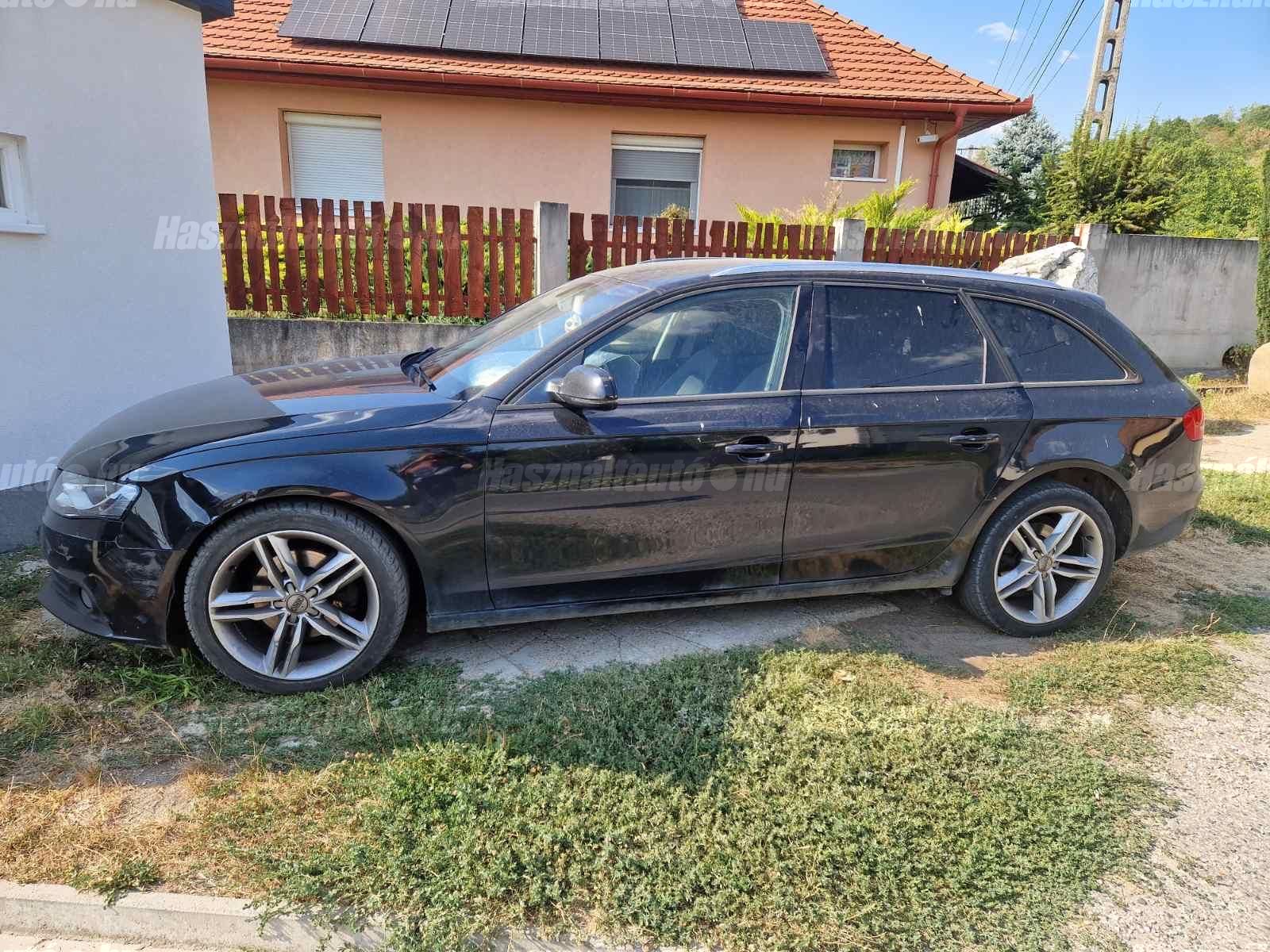 AUDI A4 2011/4 - 1