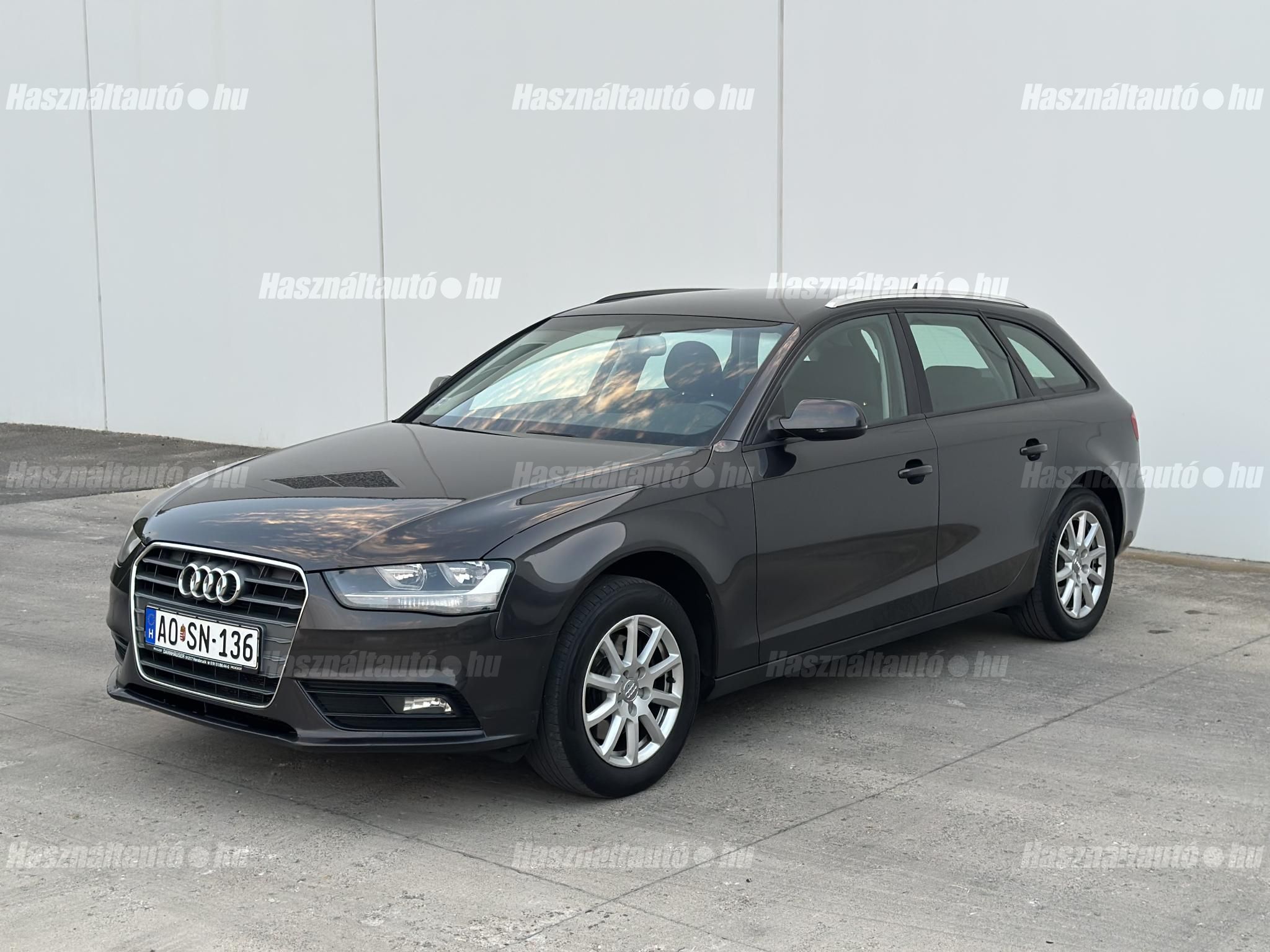 AUDI A4 2015/4 - 1