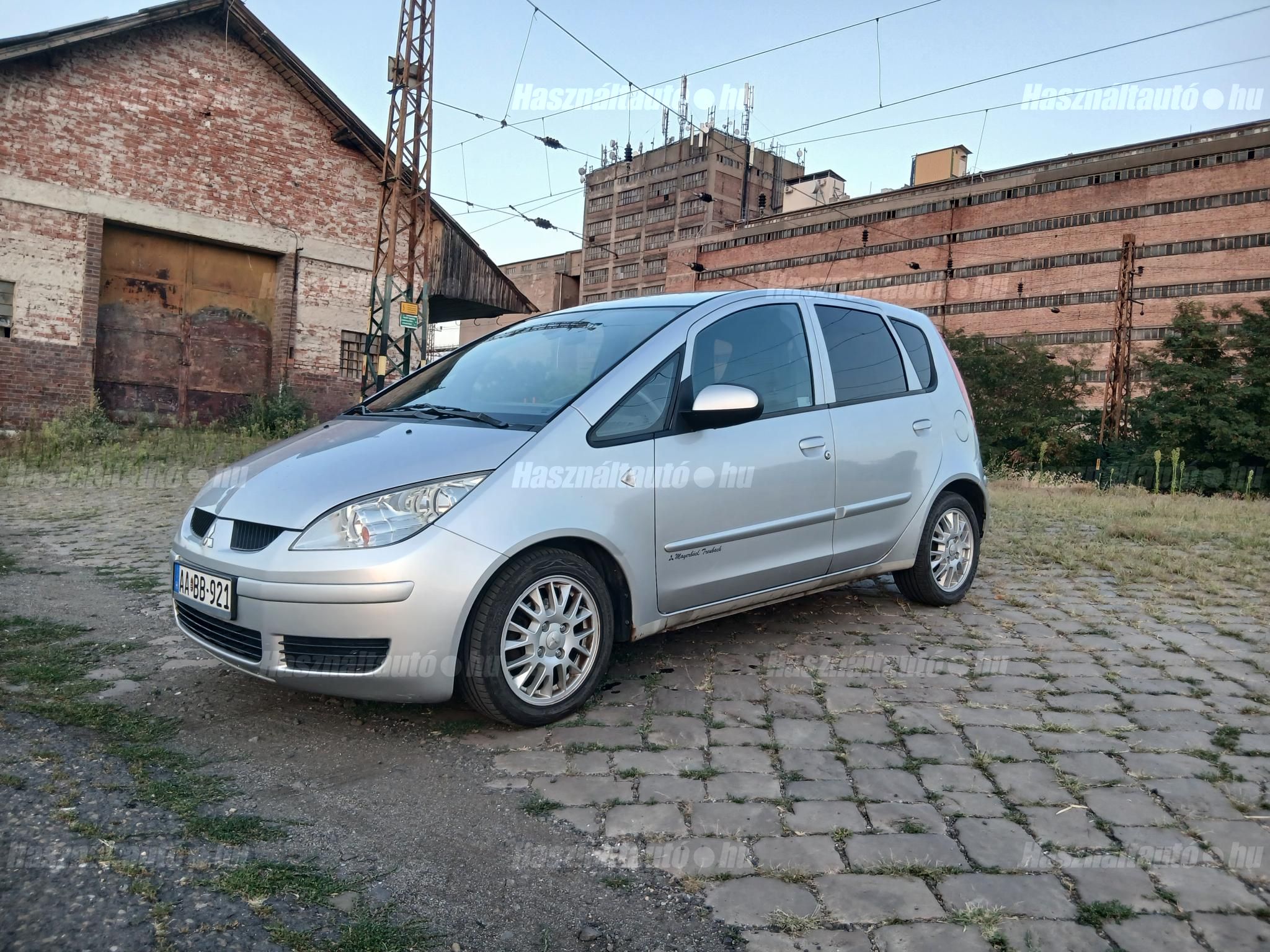 MITSUBISHI COLT 2006/7 - 1