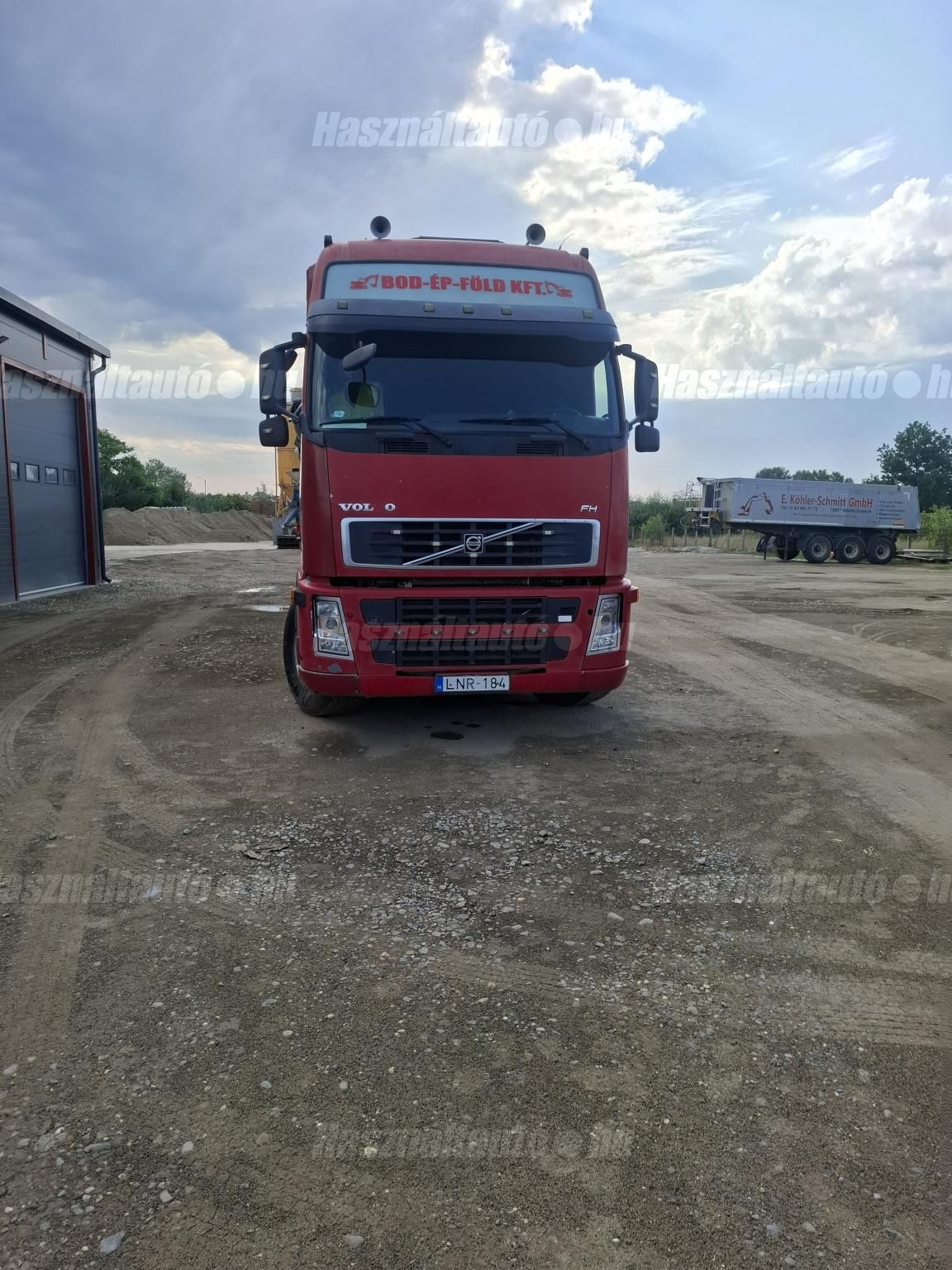 VOLVO 2006/4 - 1