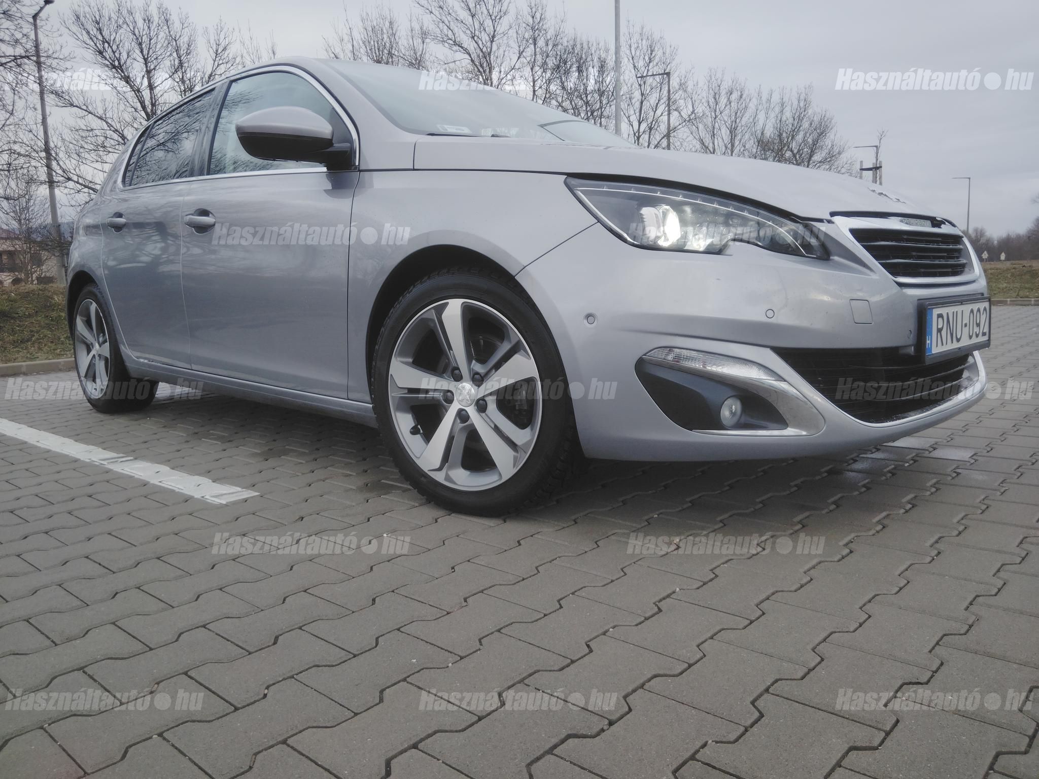 PEUGEOT 308 2014/4 - 1