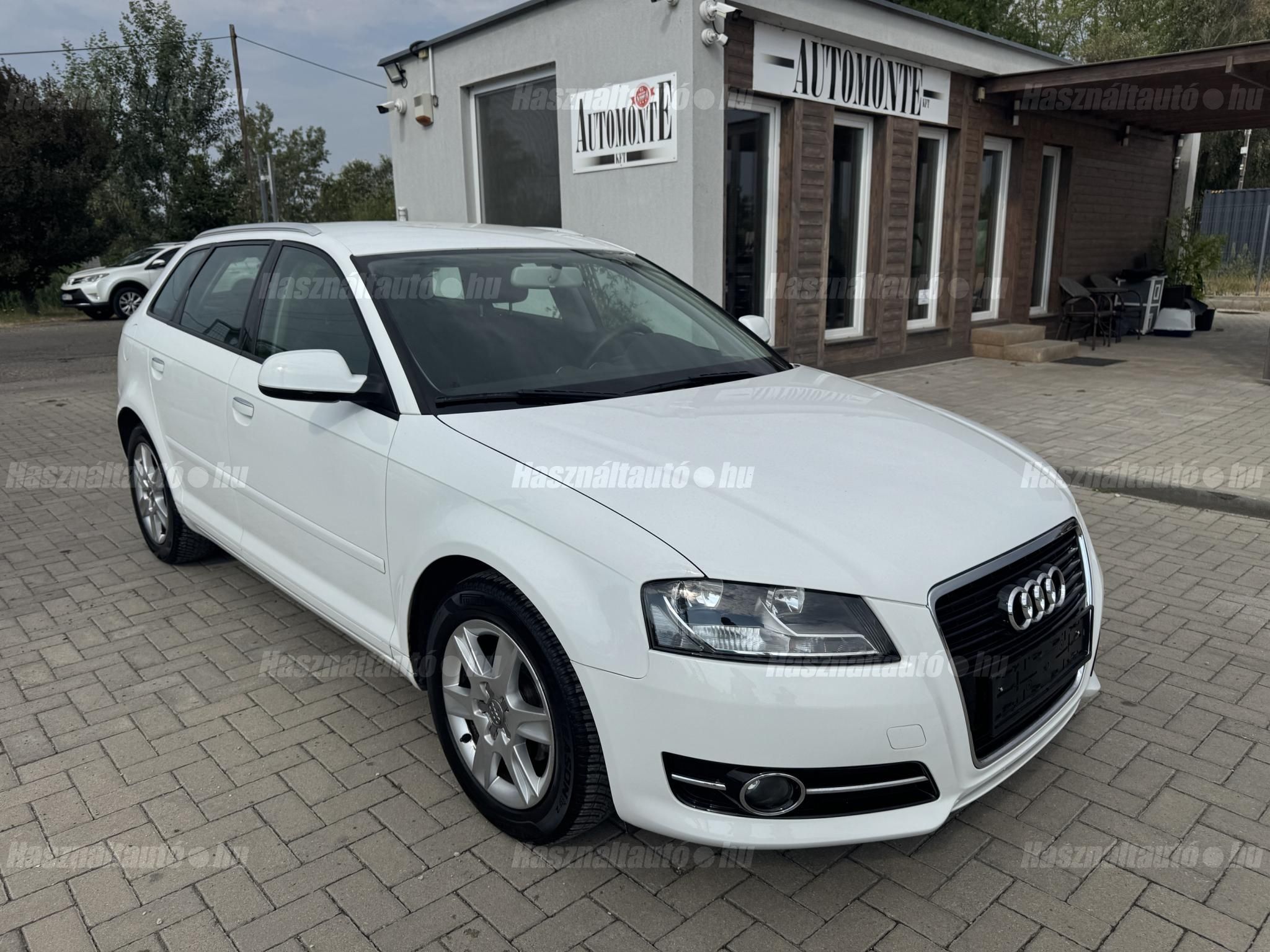 AUDI A3 2012/2 - 1