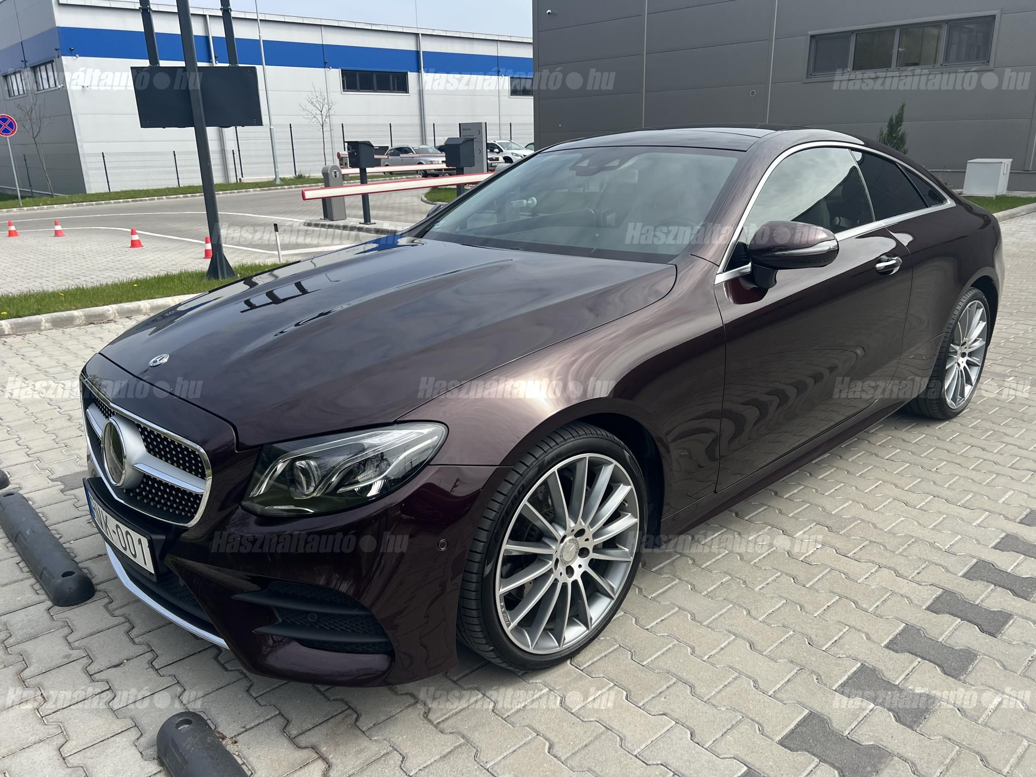 MERCEDES-BENZ E 220 2018/6 - 1