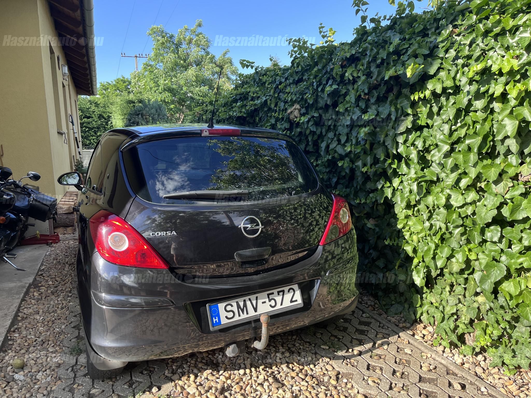 OPEL CORSA 2010/10 - 1