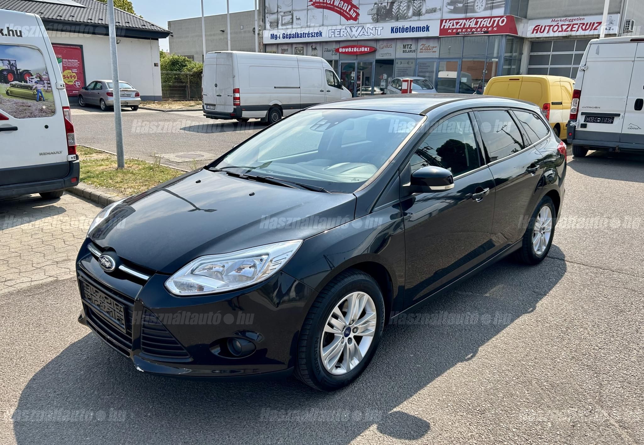 FORD FOCUS 2011/6 - 1
