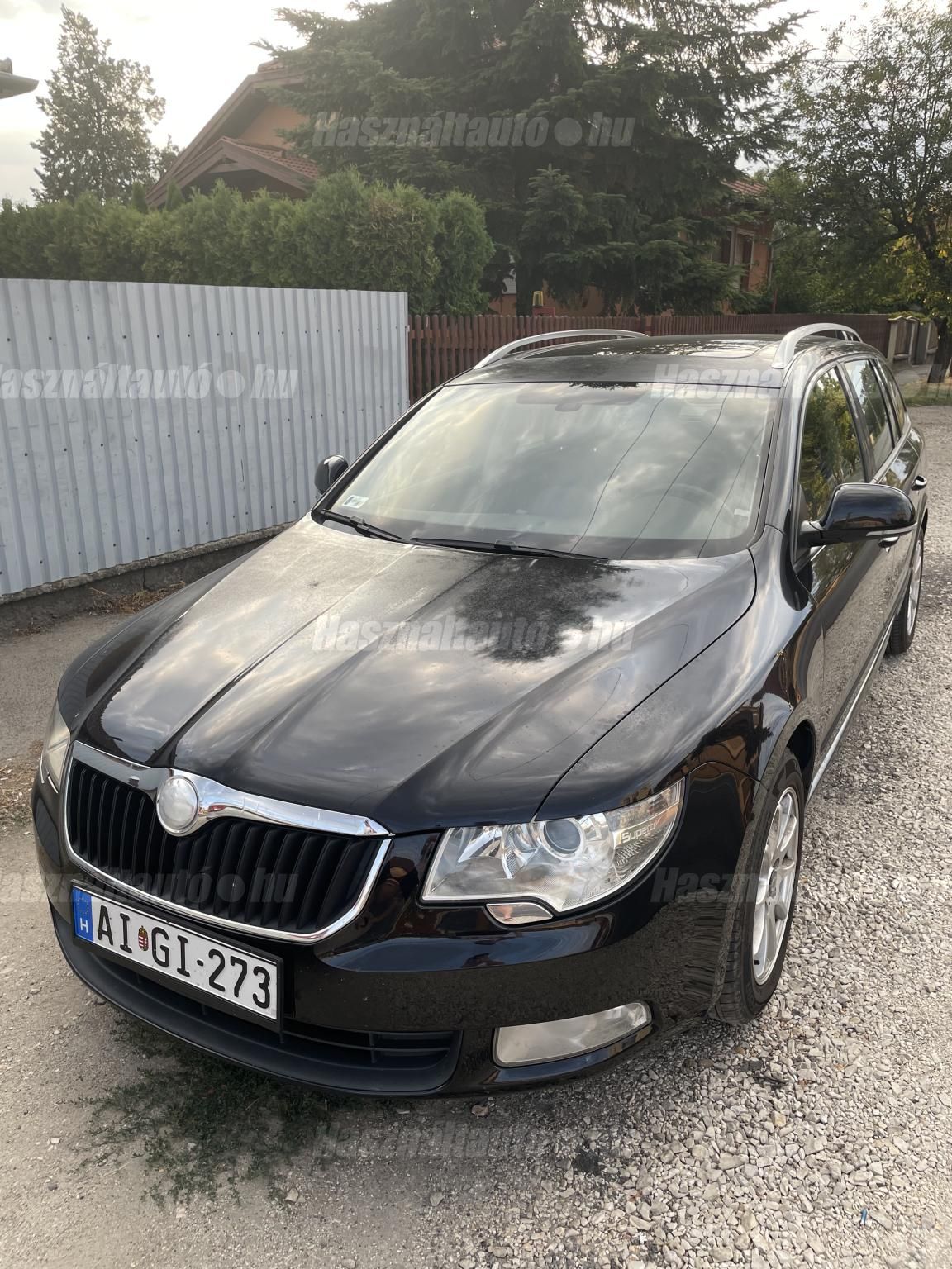 SKODA SUPERB 2011/12 - 1