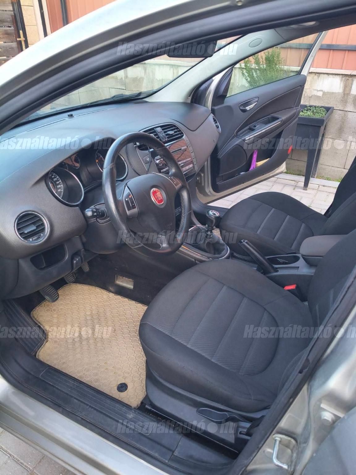 FIAT BRAVO 2010/4 - 1