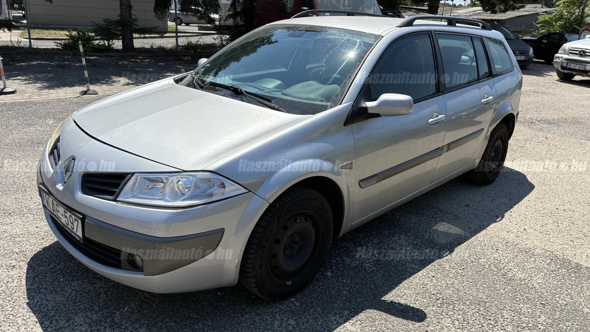 RENAULT MEGANE 2006/4 - 1