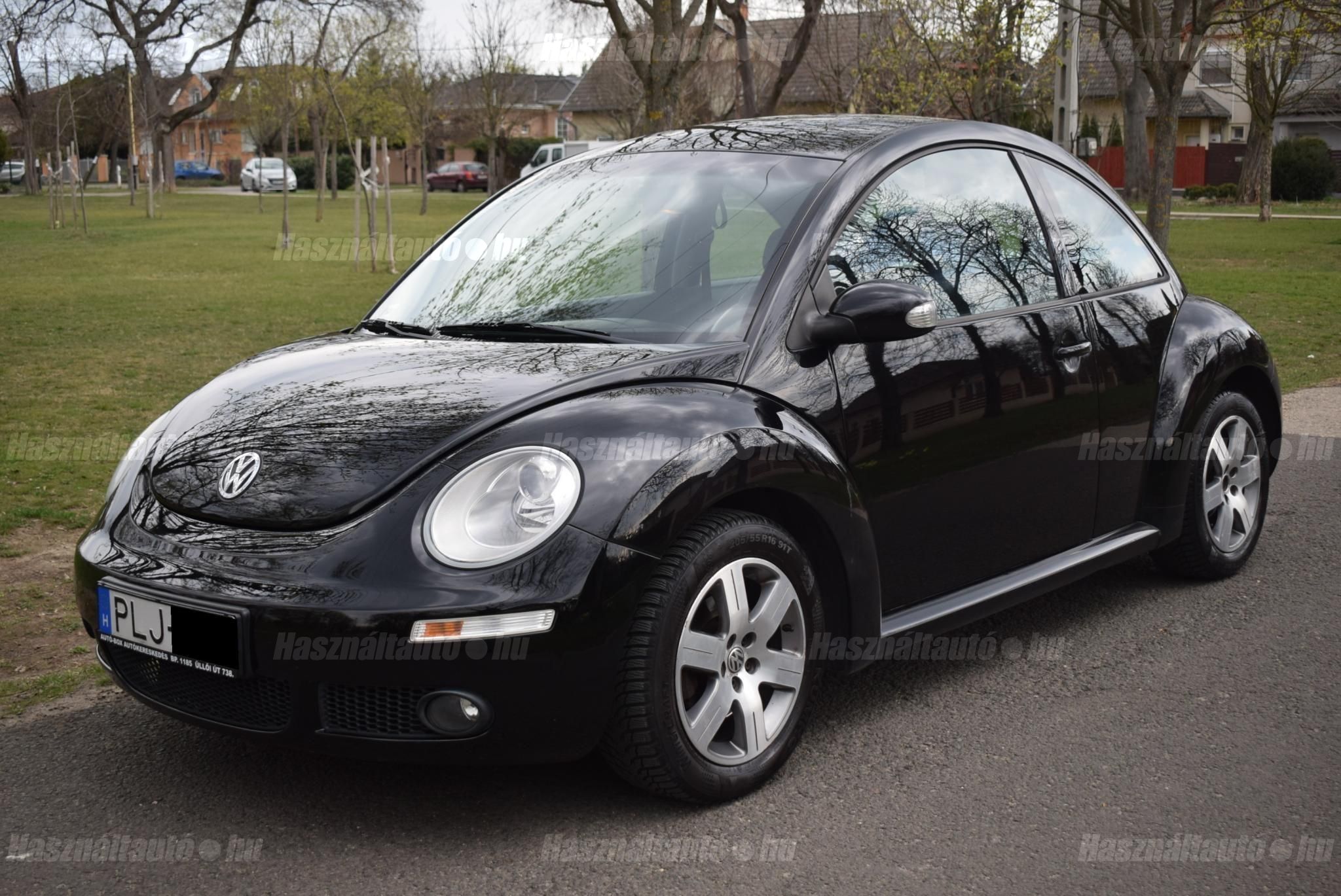 VOLKSWAGEN NEW BEETLE 2009 - 1
