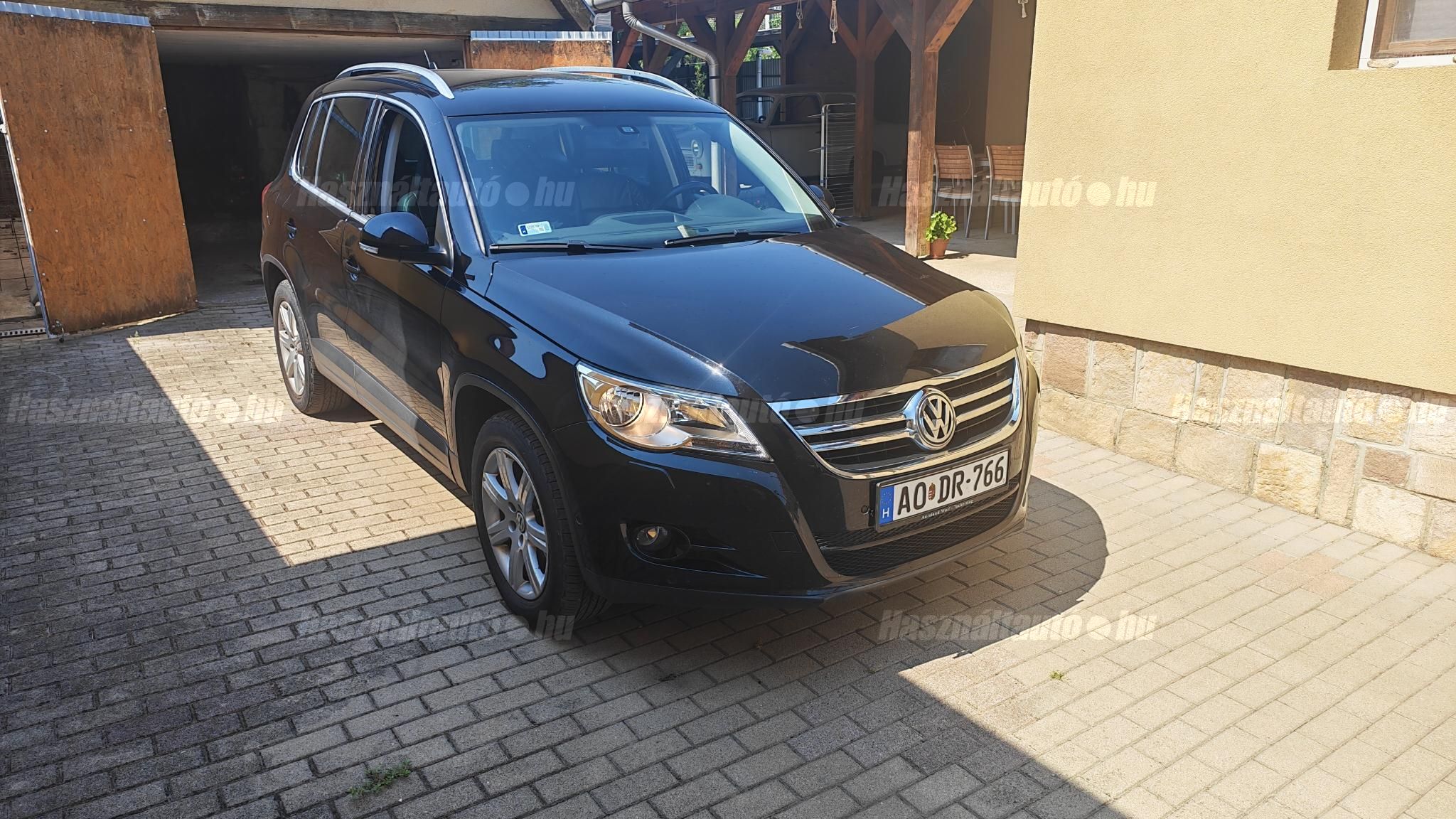 VOLKSWAGEN TIGUAN 2009/10 - 1