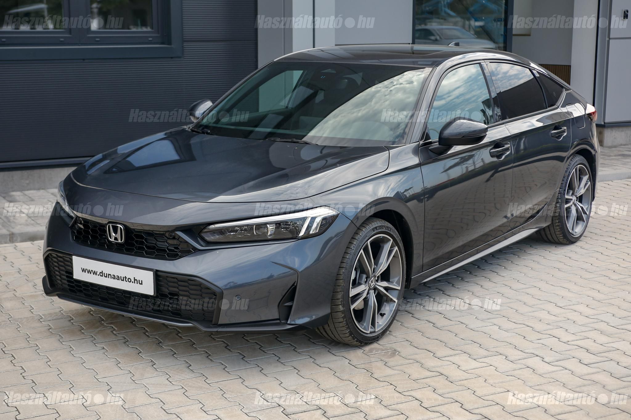 HONDA CIVIC 2026/8 - 1