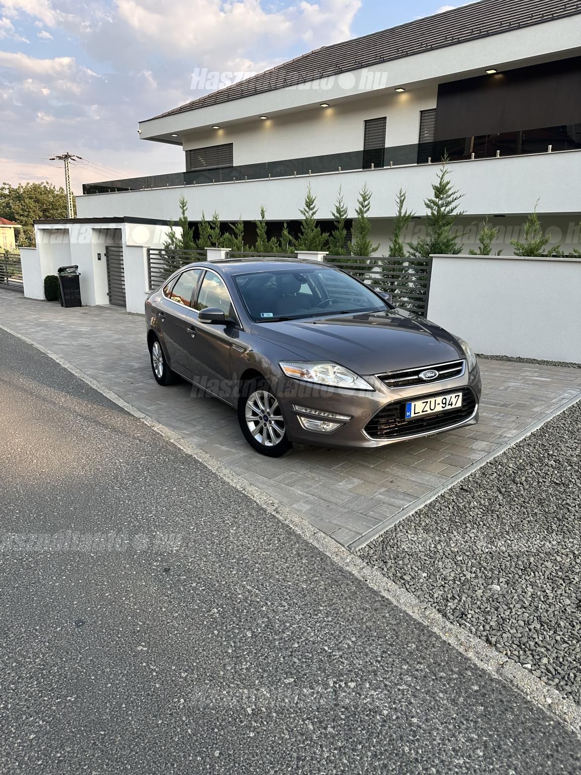 FORD MONDEO 2011/12 - 1
