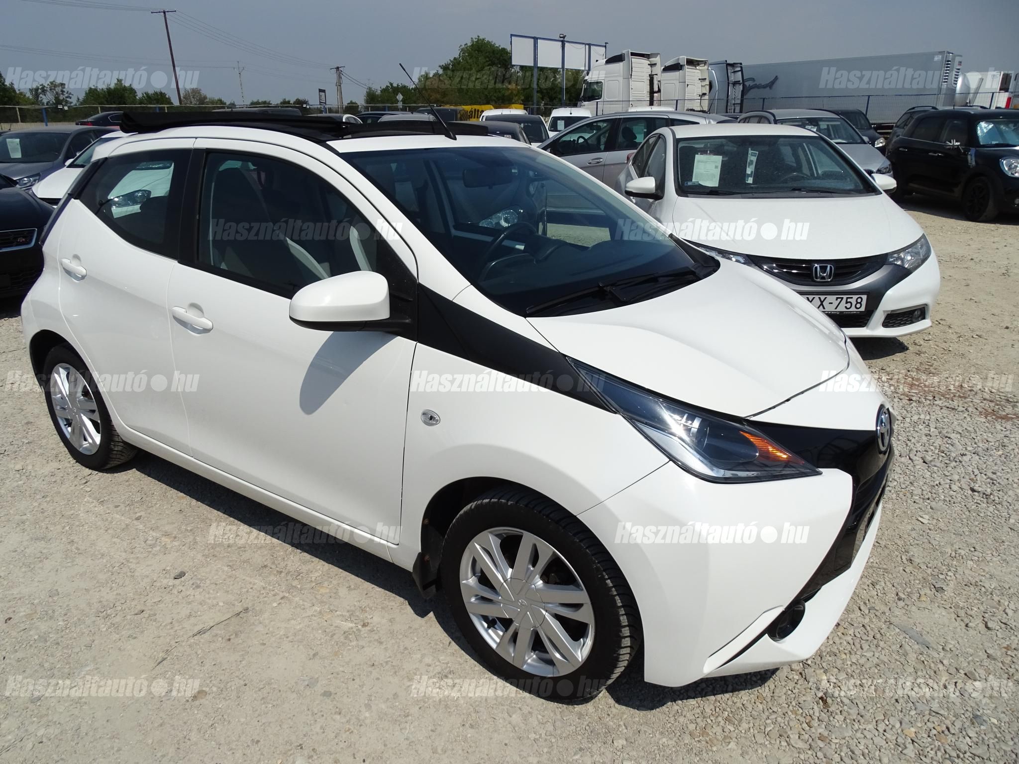 TOYOTA AYGO 2017/10 - 1