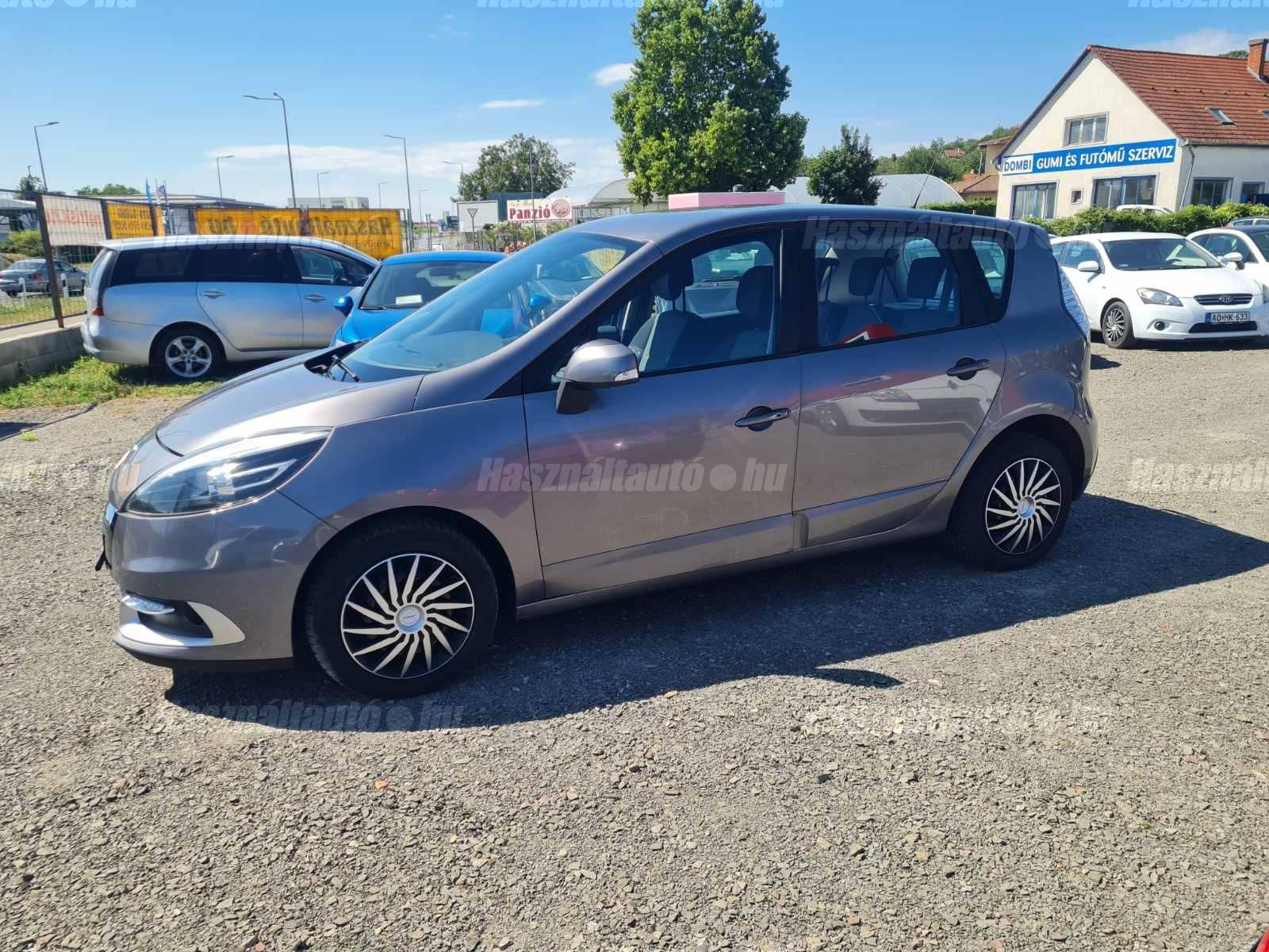 RENAULT SCENIC 2013/3 - 1