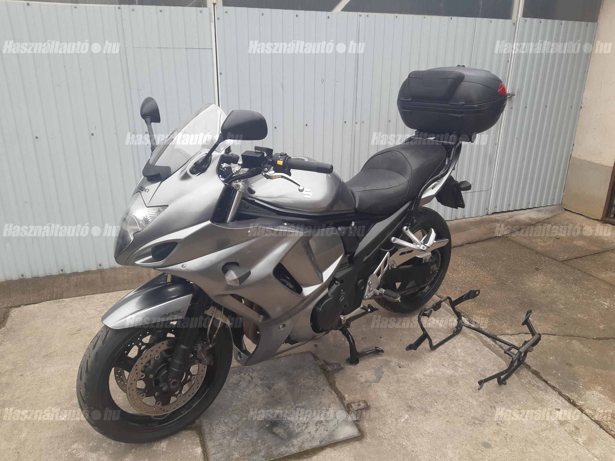 SUZUKI GSX 1250 2011/4 - 1