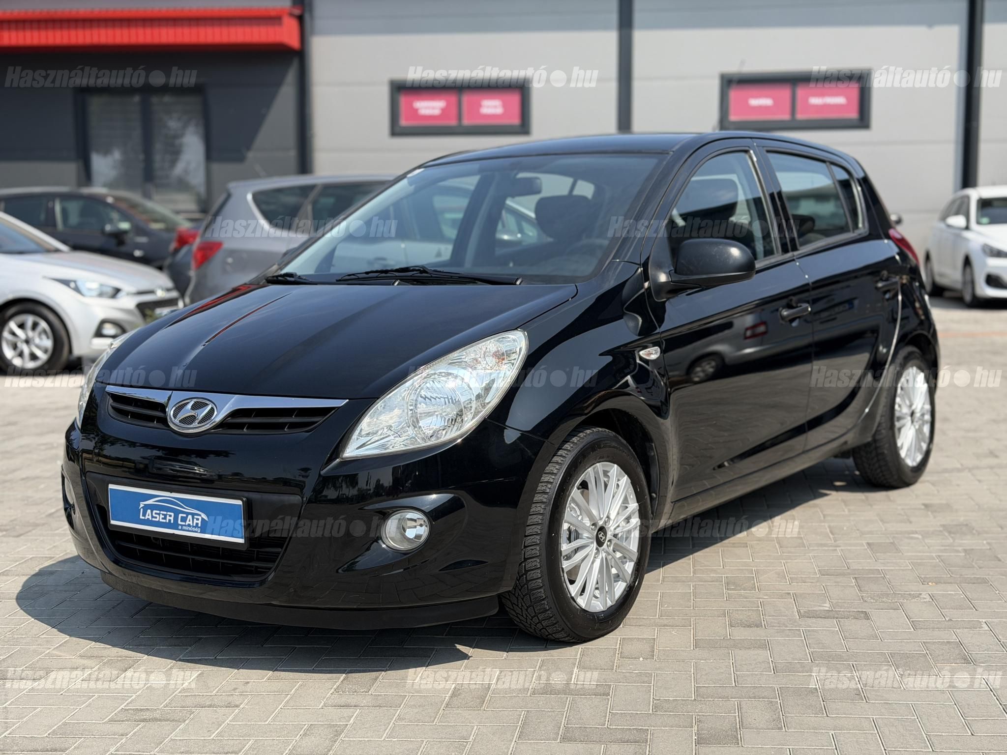 HYUNDAI I20 2012/6 - 1