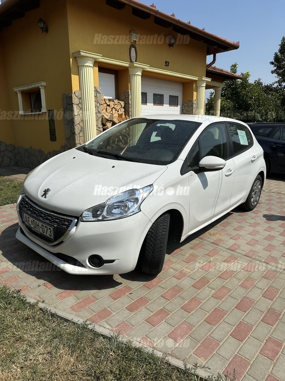 PEUGEOT 208 2014/8 - 1