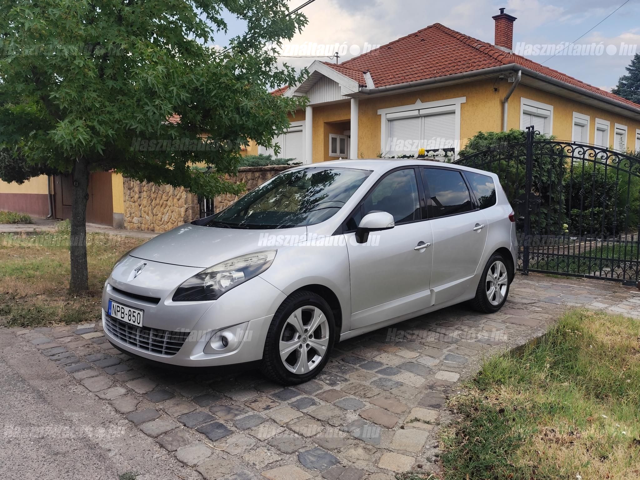 RENAULT GRAND SCENIC 2011/1 - 1