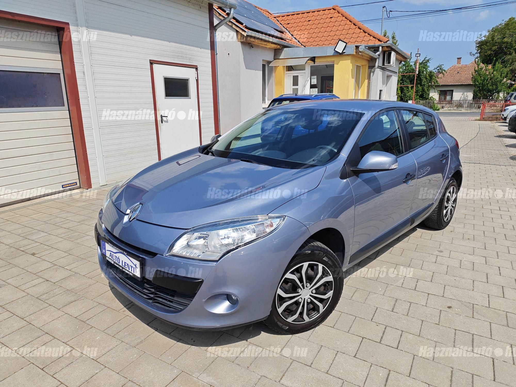 RENAULT MEGANE 2011/3 - 1