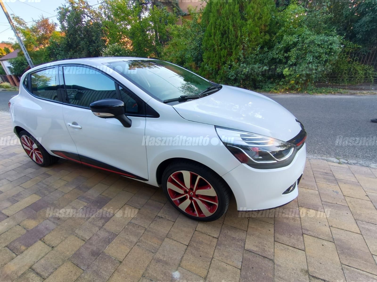 RENAULT CLIO 2013/5 - 1