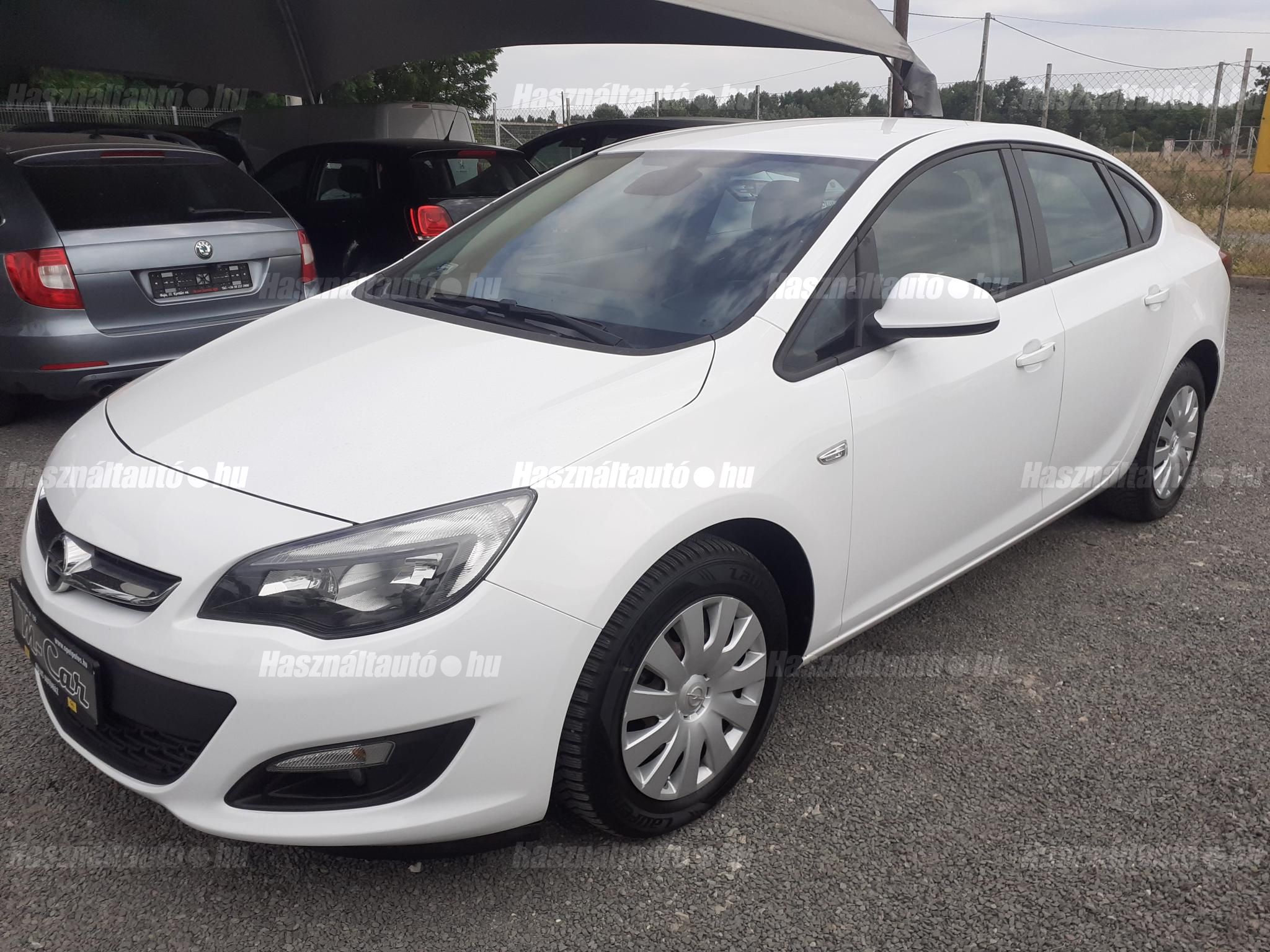 OPEL ASTRA J 2018/5 - 1